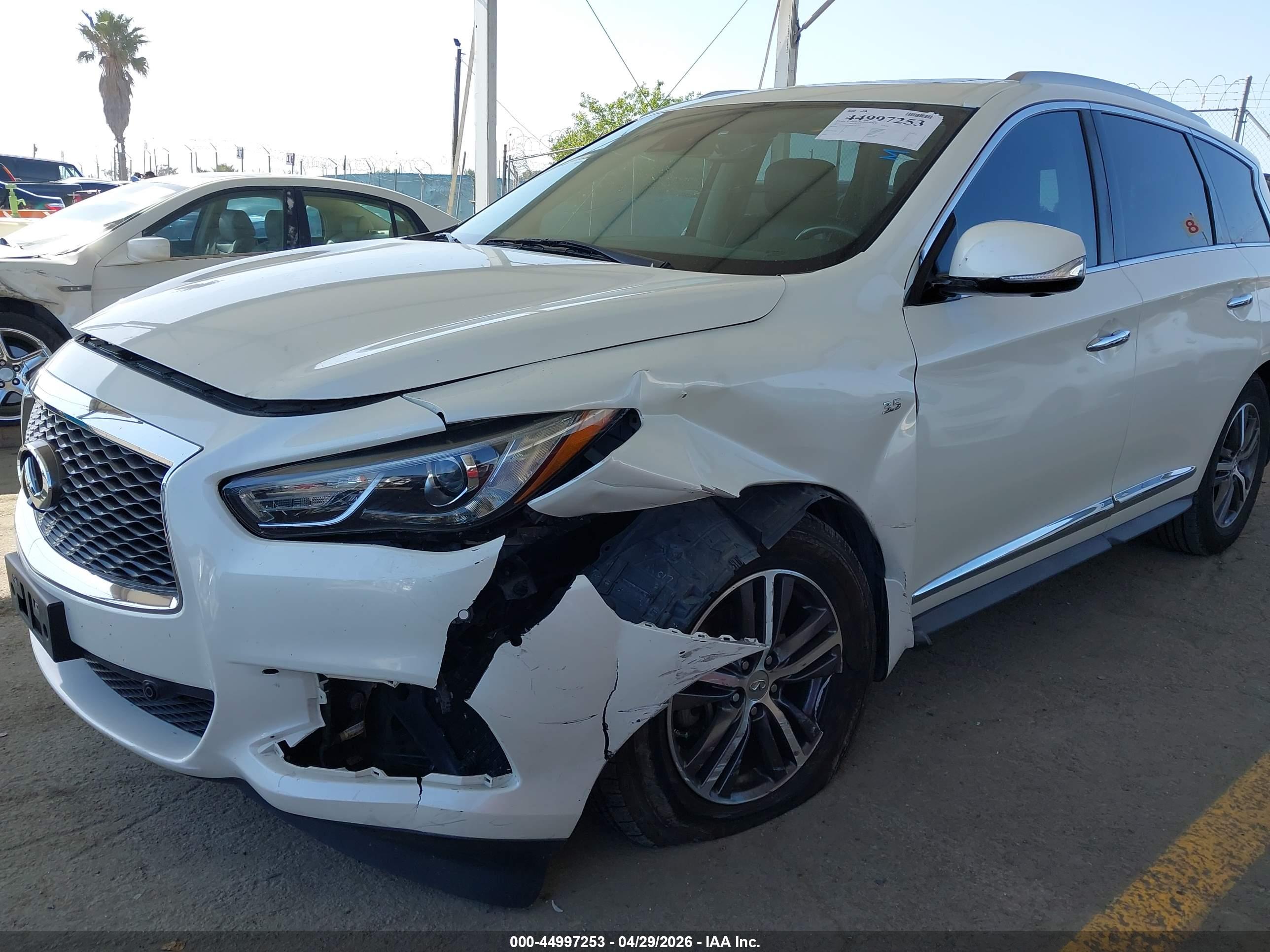 INFINITI QX60 image 6