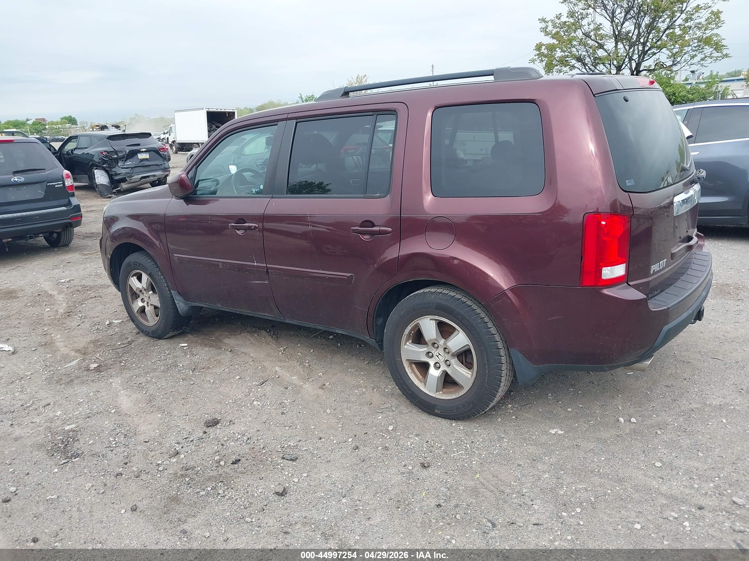 HONDA PILOT image 3