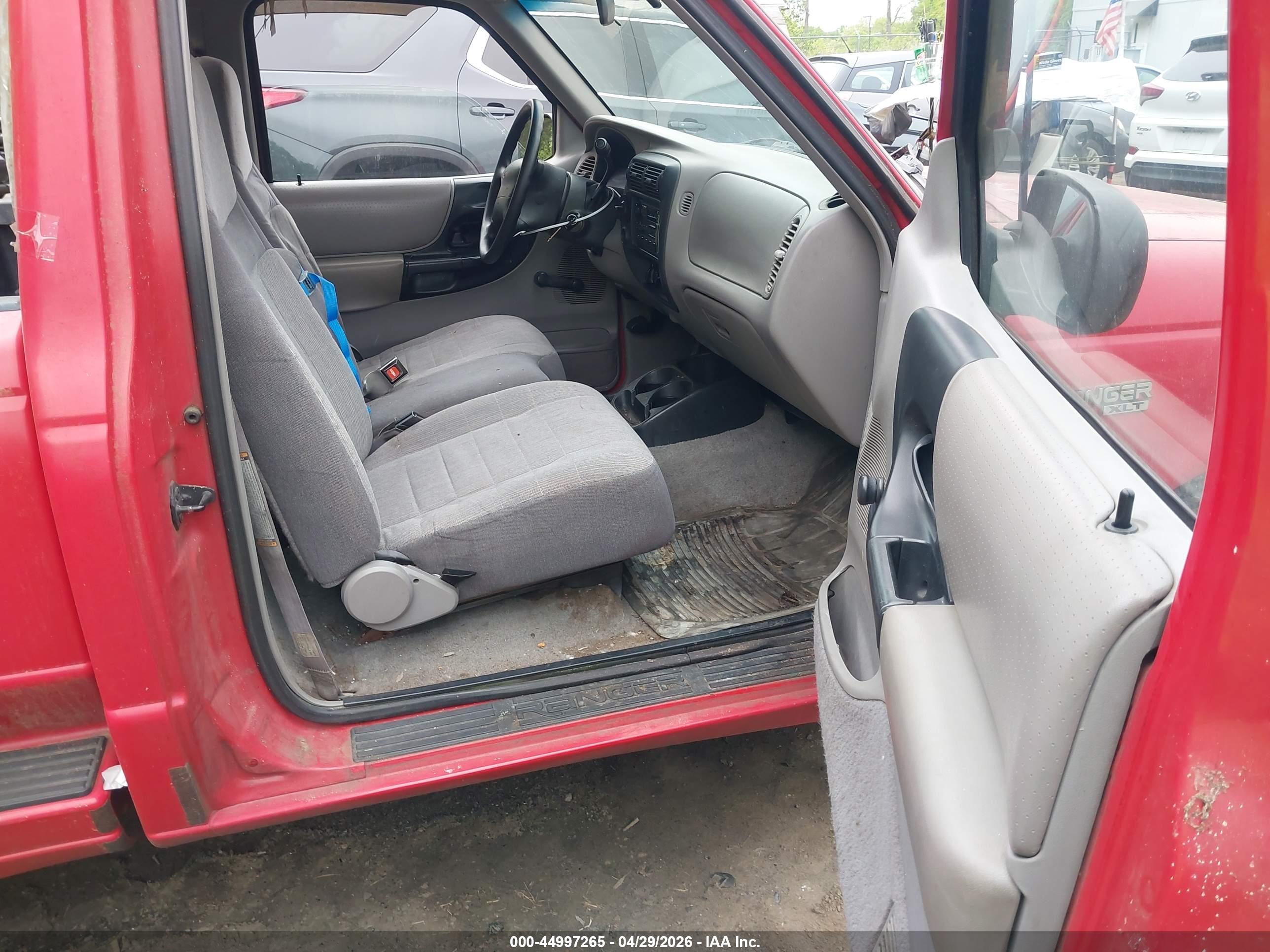 FORD RANGER image 5
