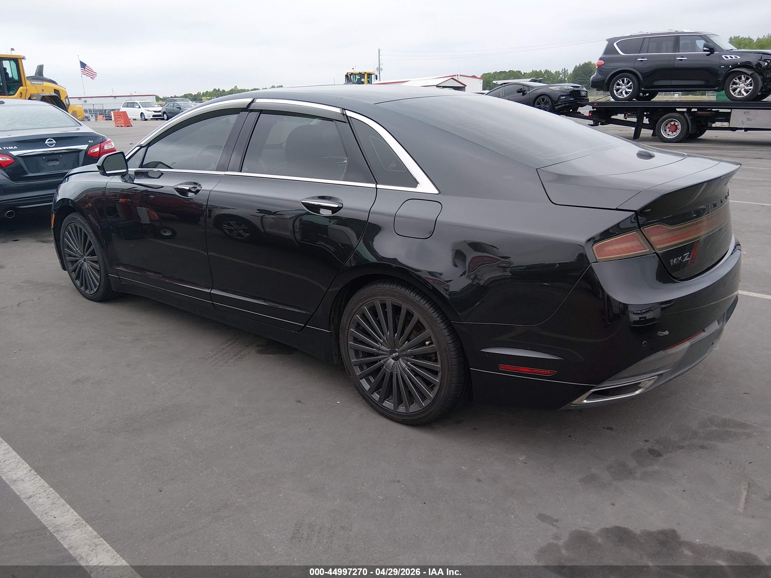 LINCOLN MKZ image 3