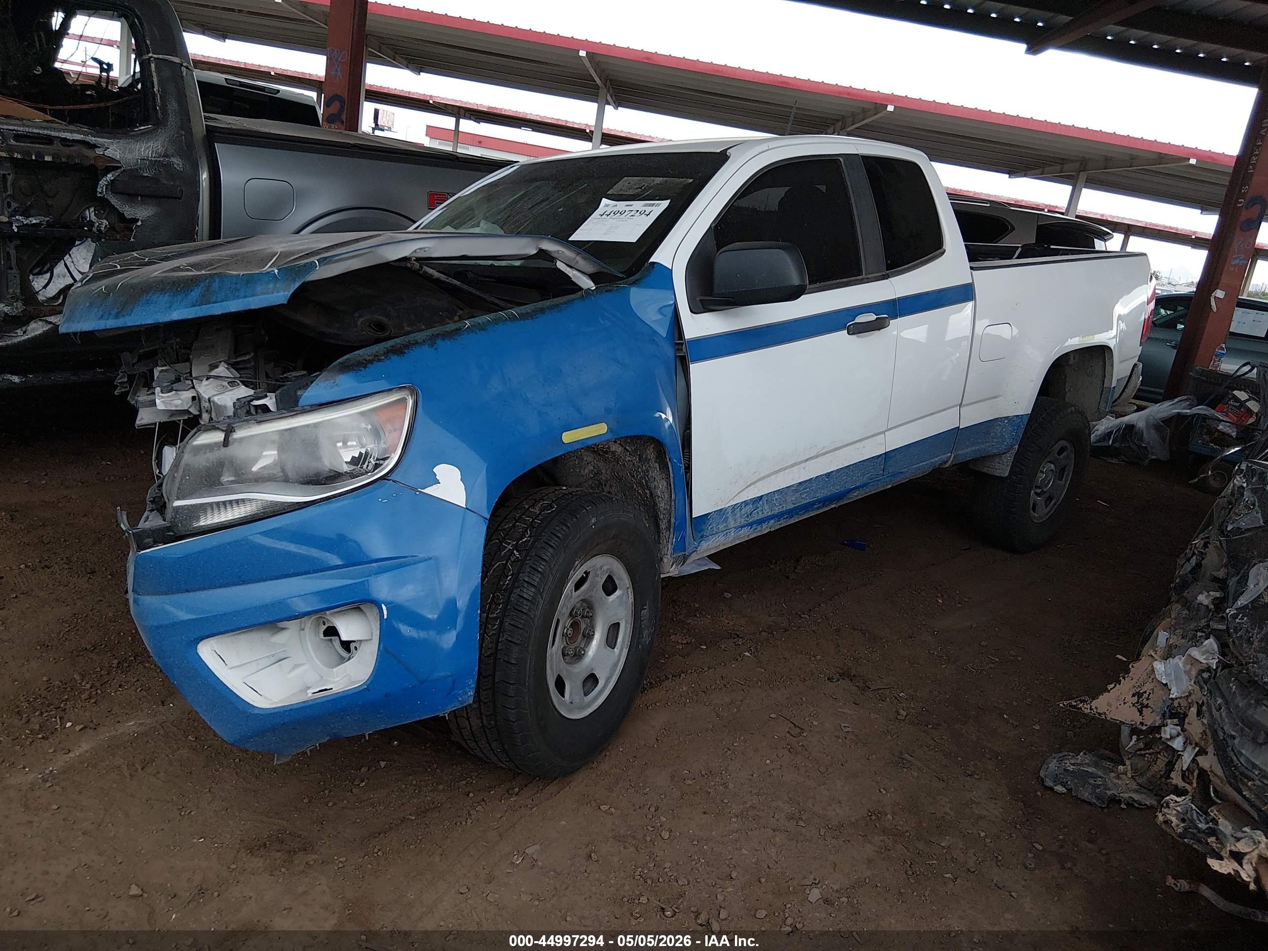 CHEVROLET COLORADO image 2