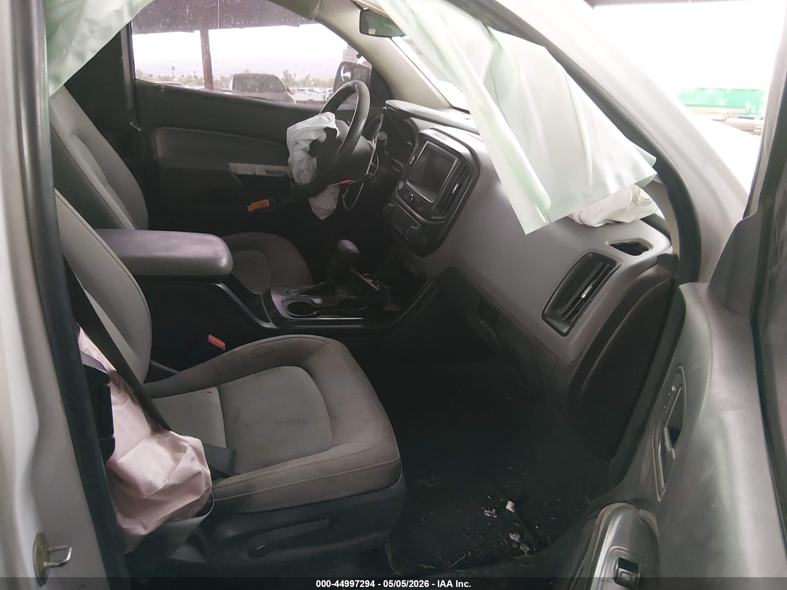CHEVROLET COLORADO image 5