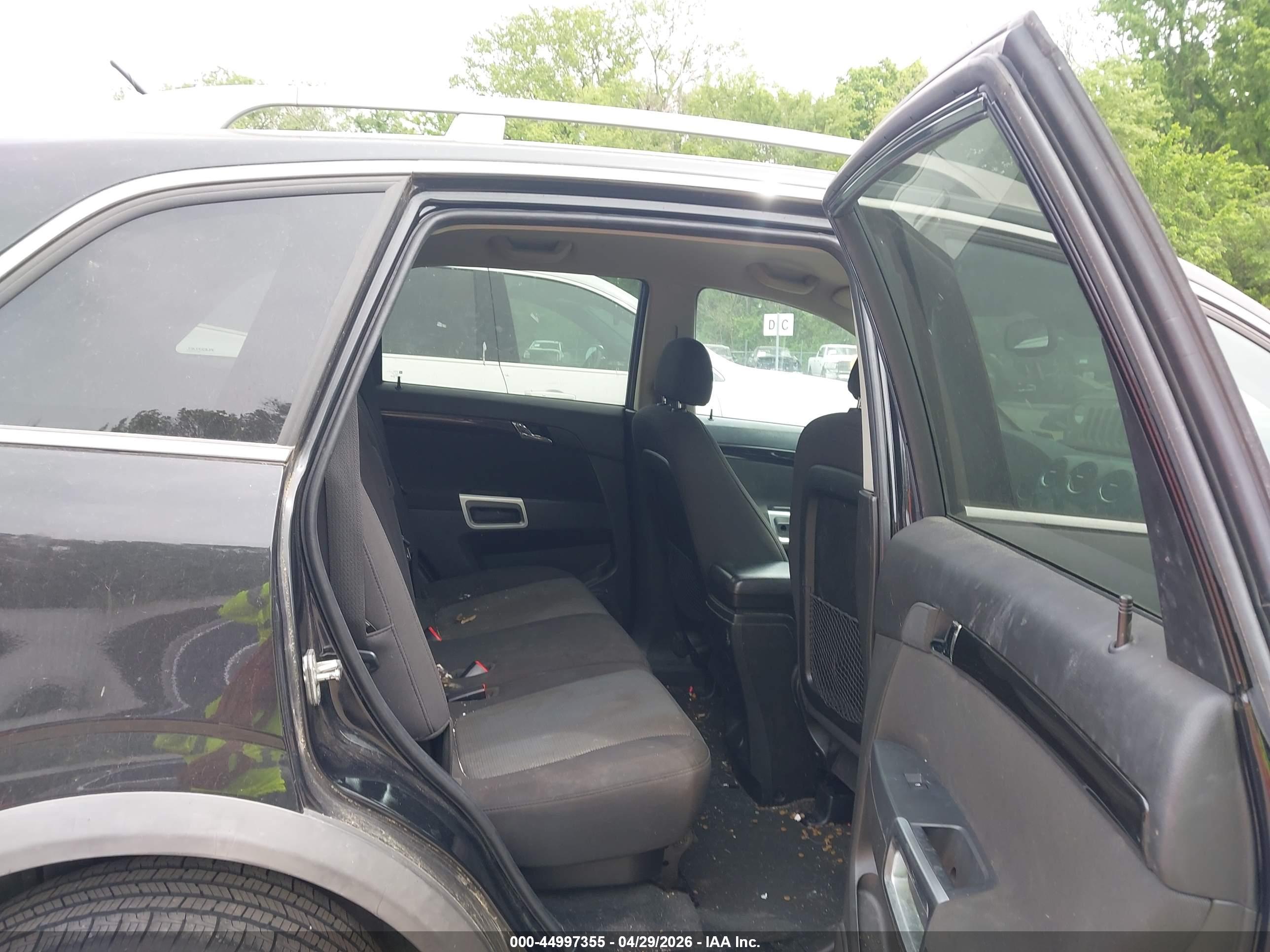 CHEVROLET CAPTIVA image 8