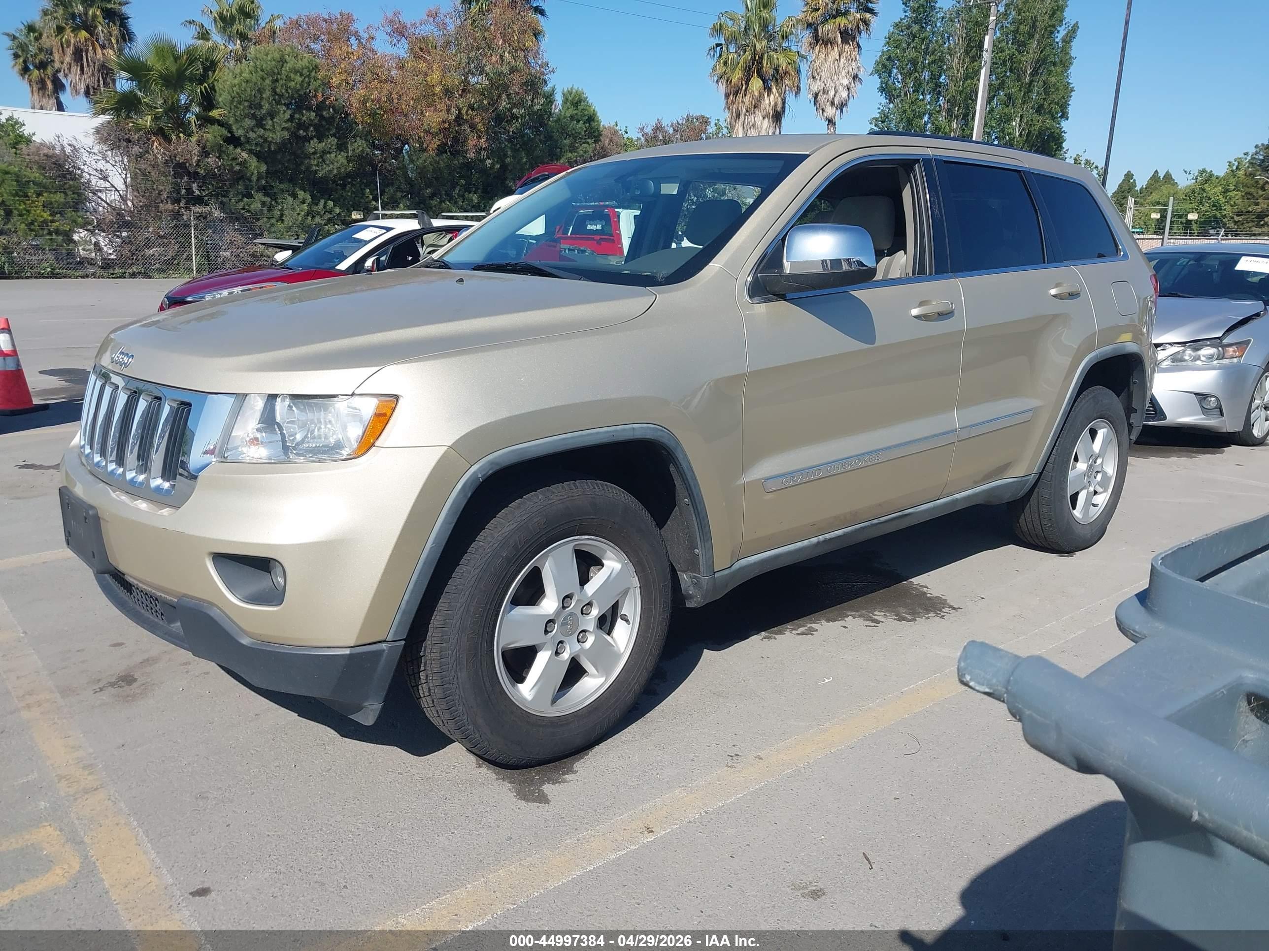 JEEP GRAND image 2