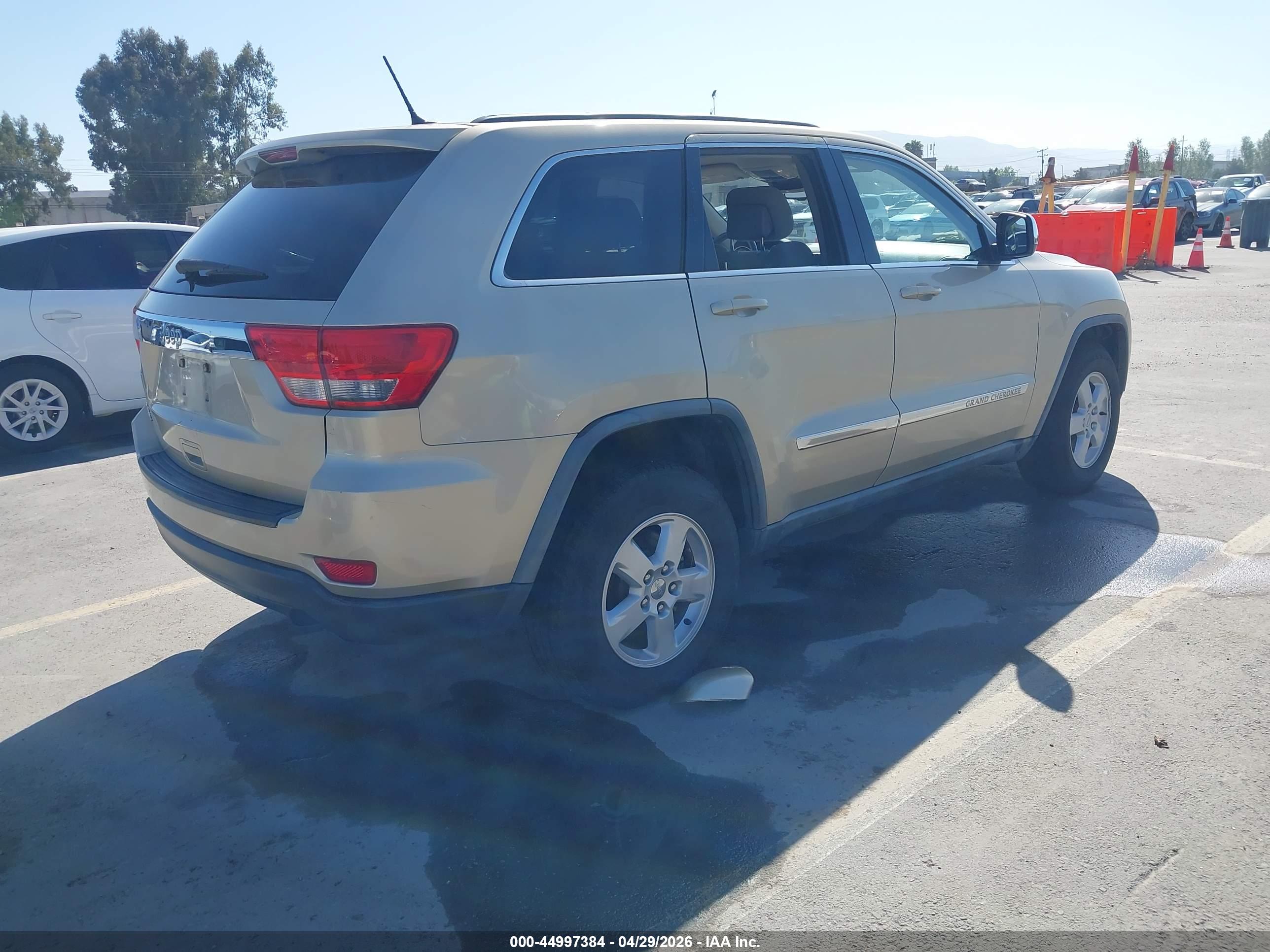 JEEP GRAND image 4