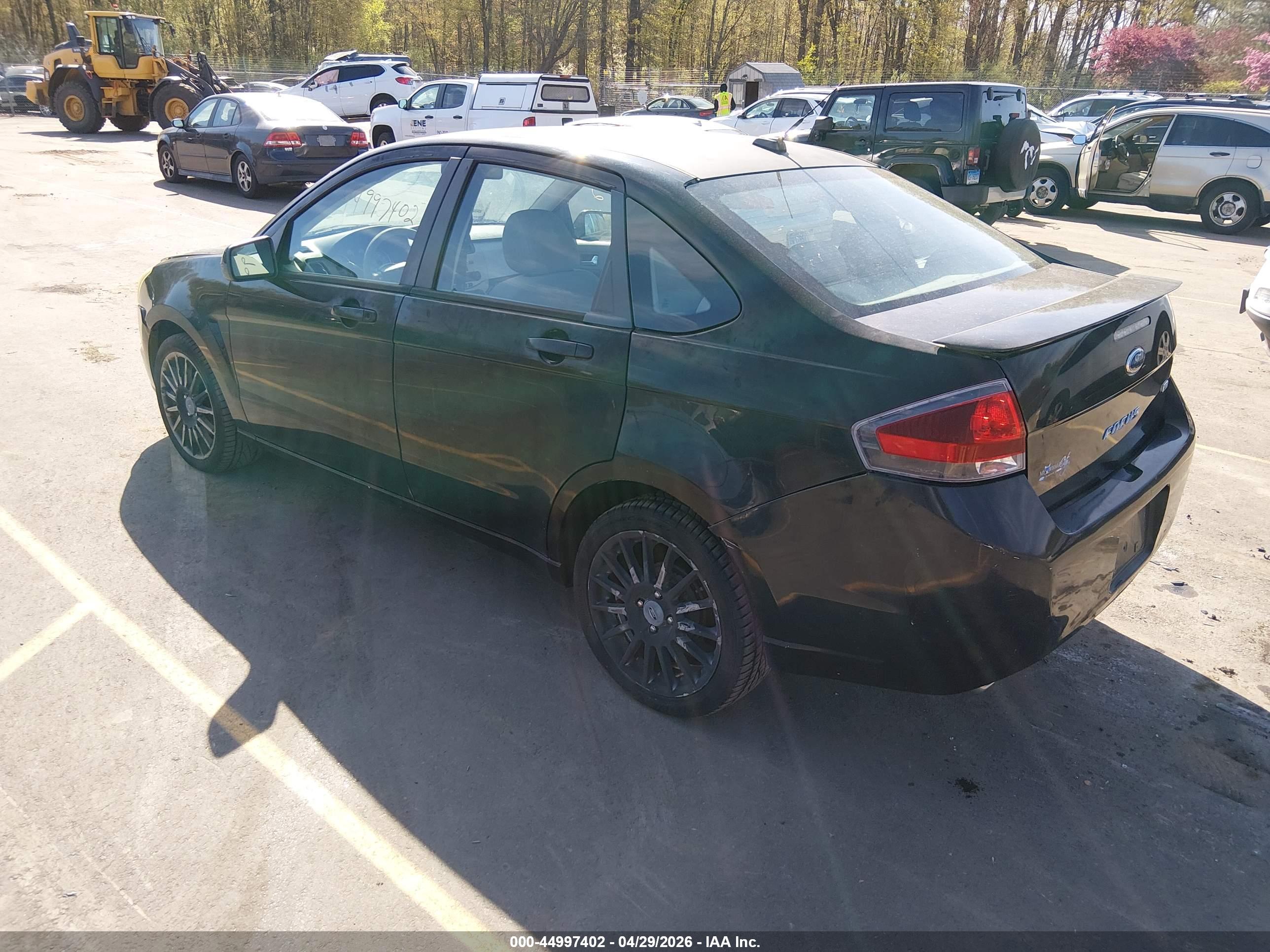 FORD FOCUS image 3