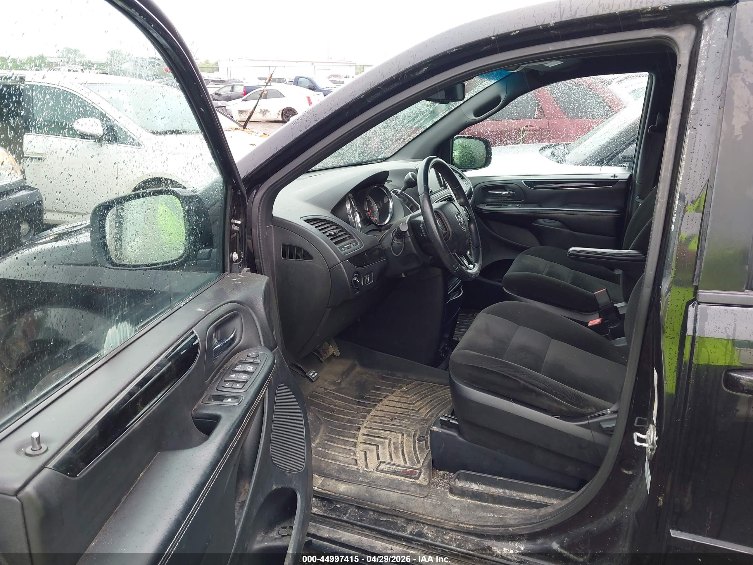 DODGE GRAND image 5