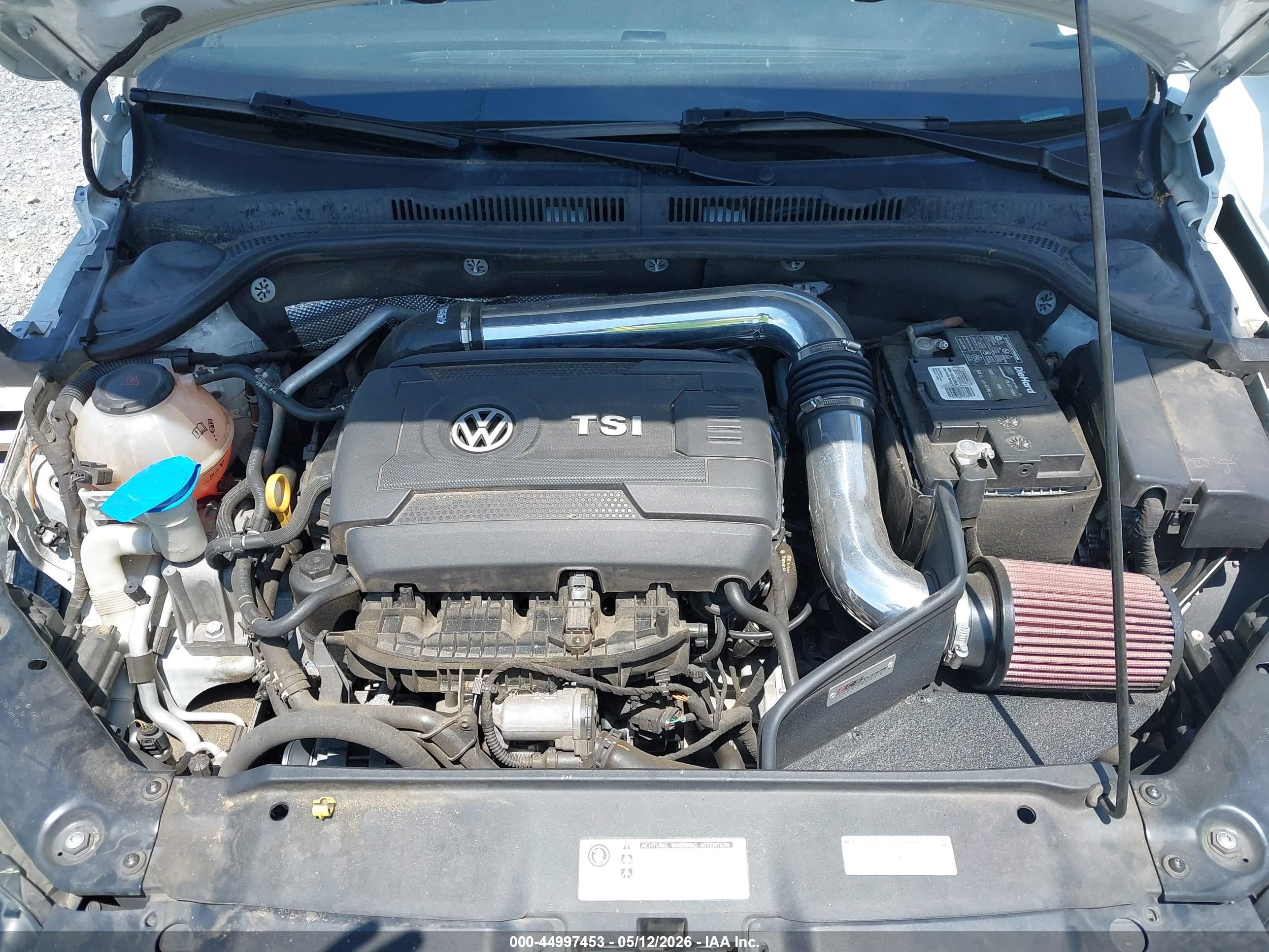 VOLKSWAGEN JETTA image 10