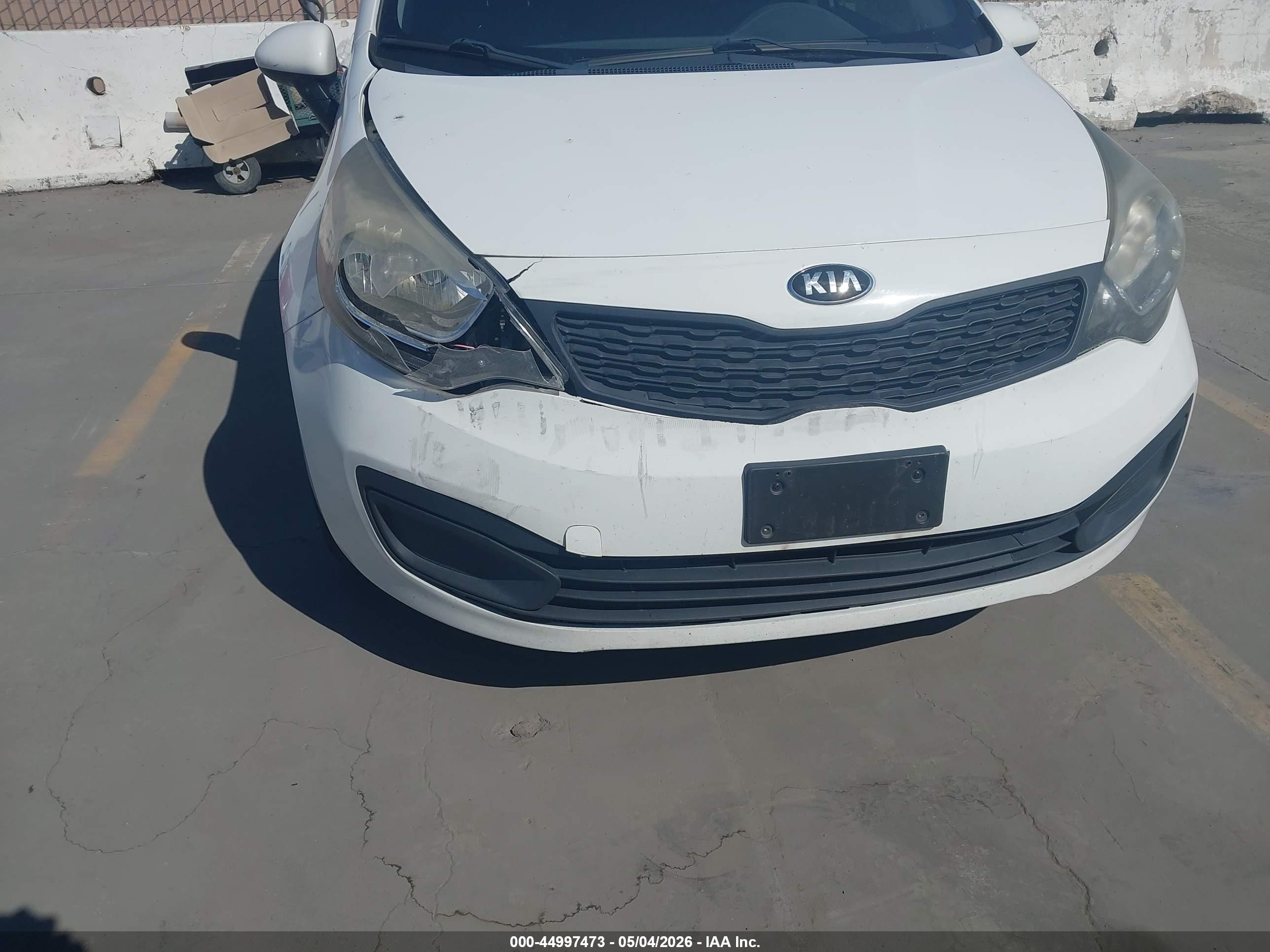 KIA RIO image 6