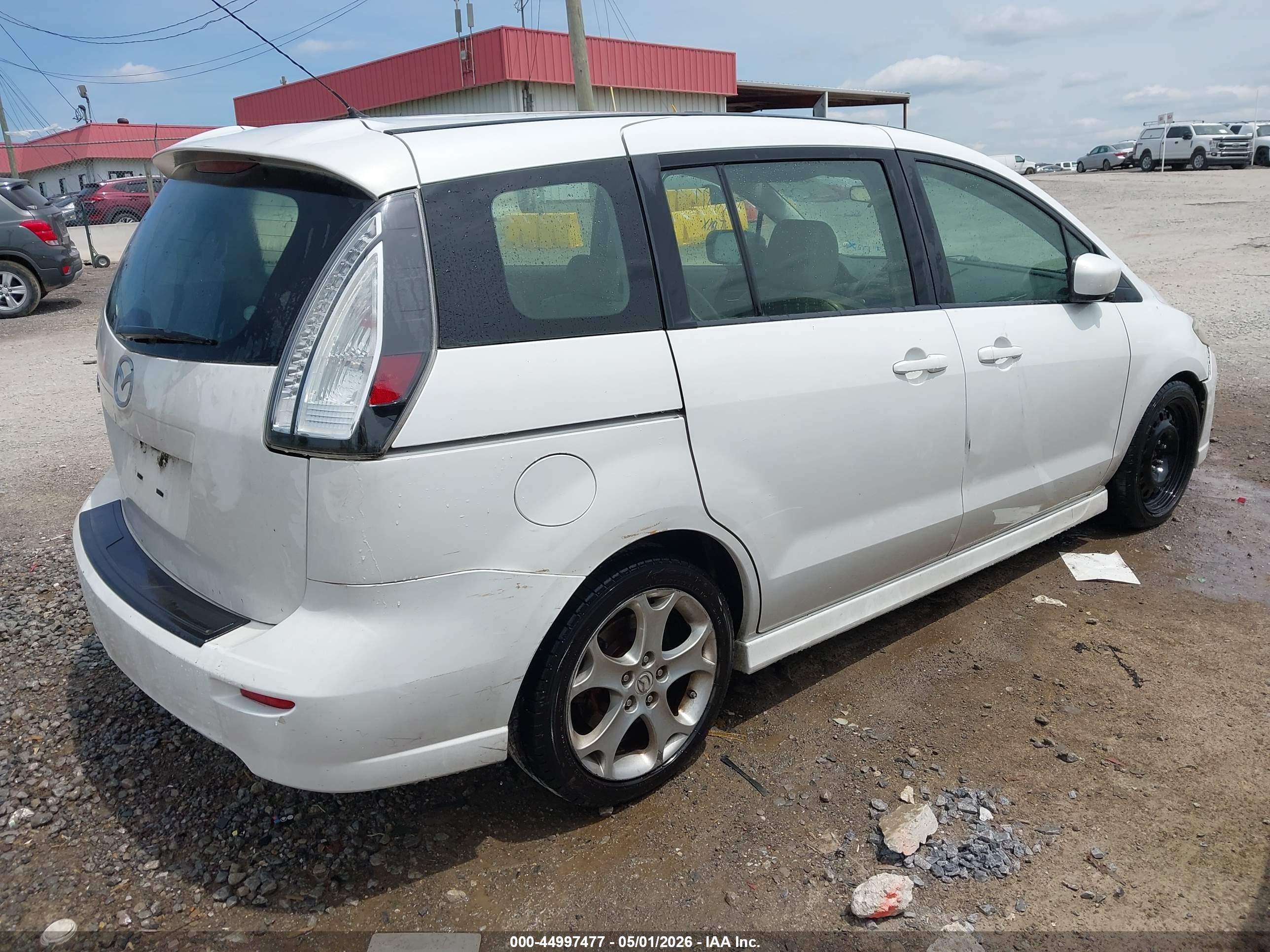 MAZDA MAZDA5 image 4