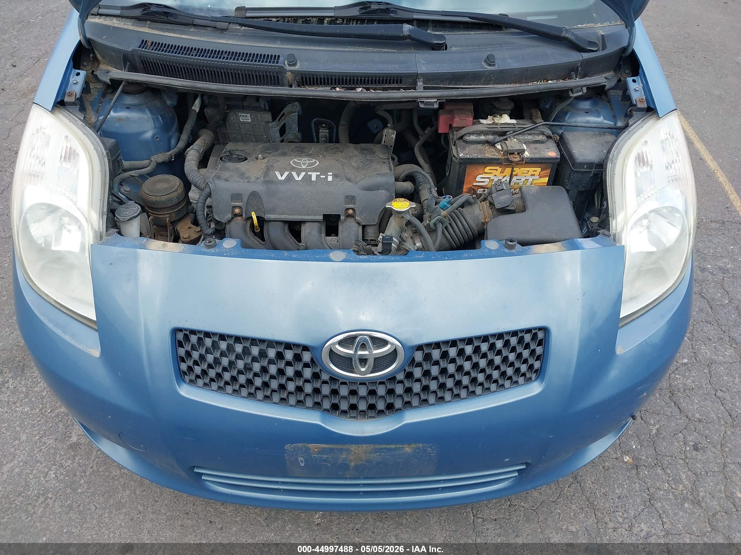 TOYOTA YARIS image 10