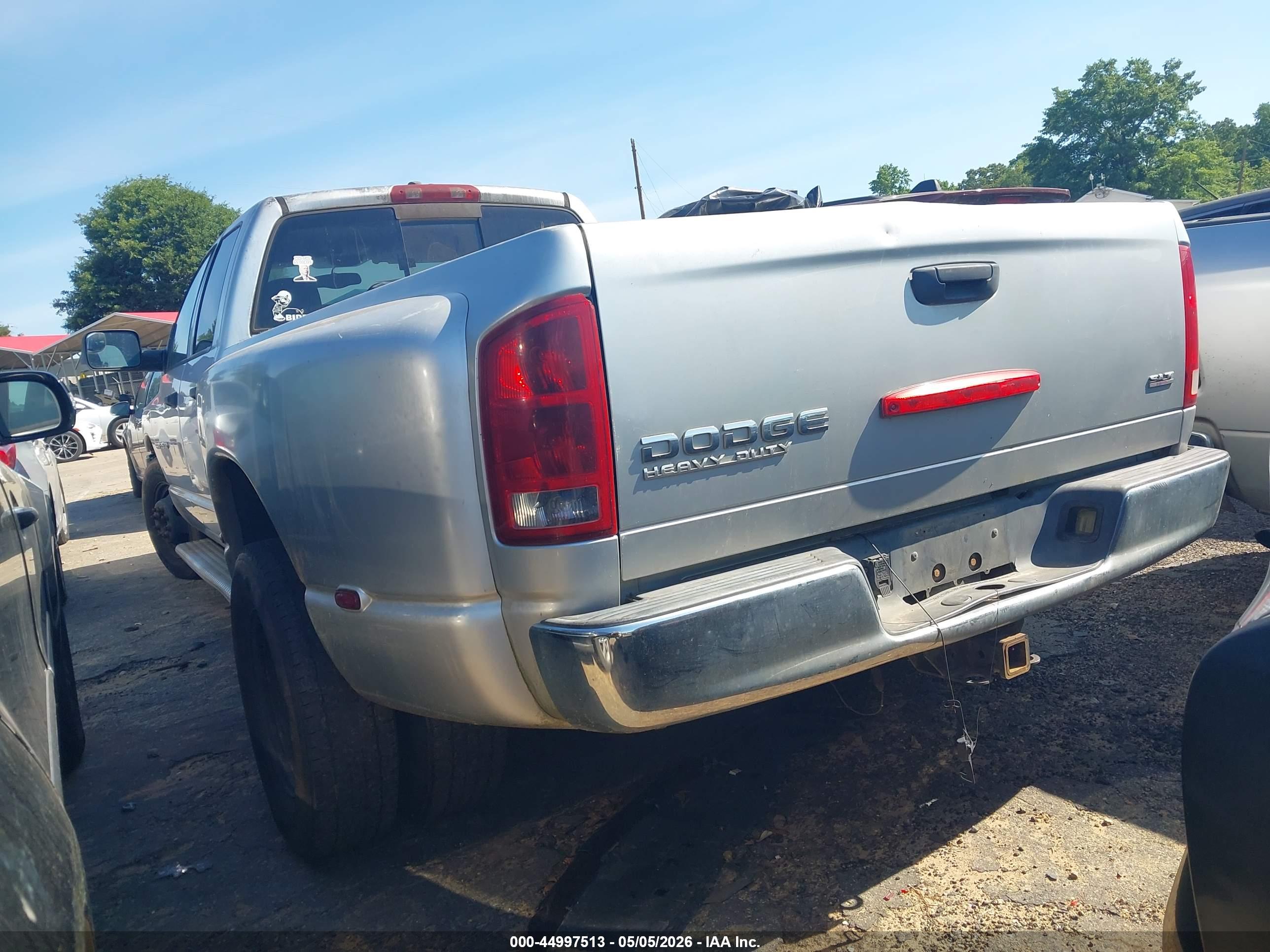 DODGE RAM image 3