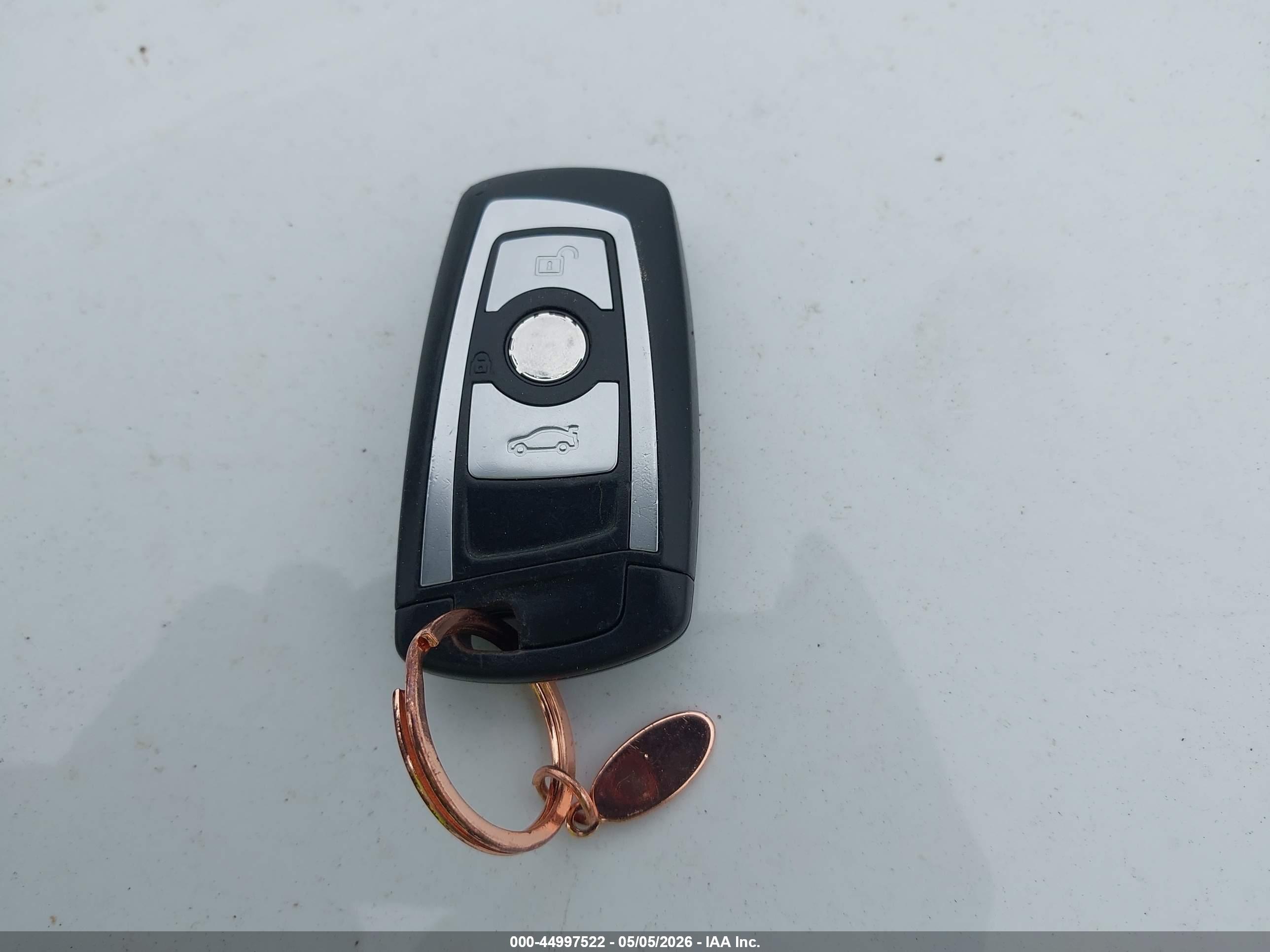BMW 328I image 11
