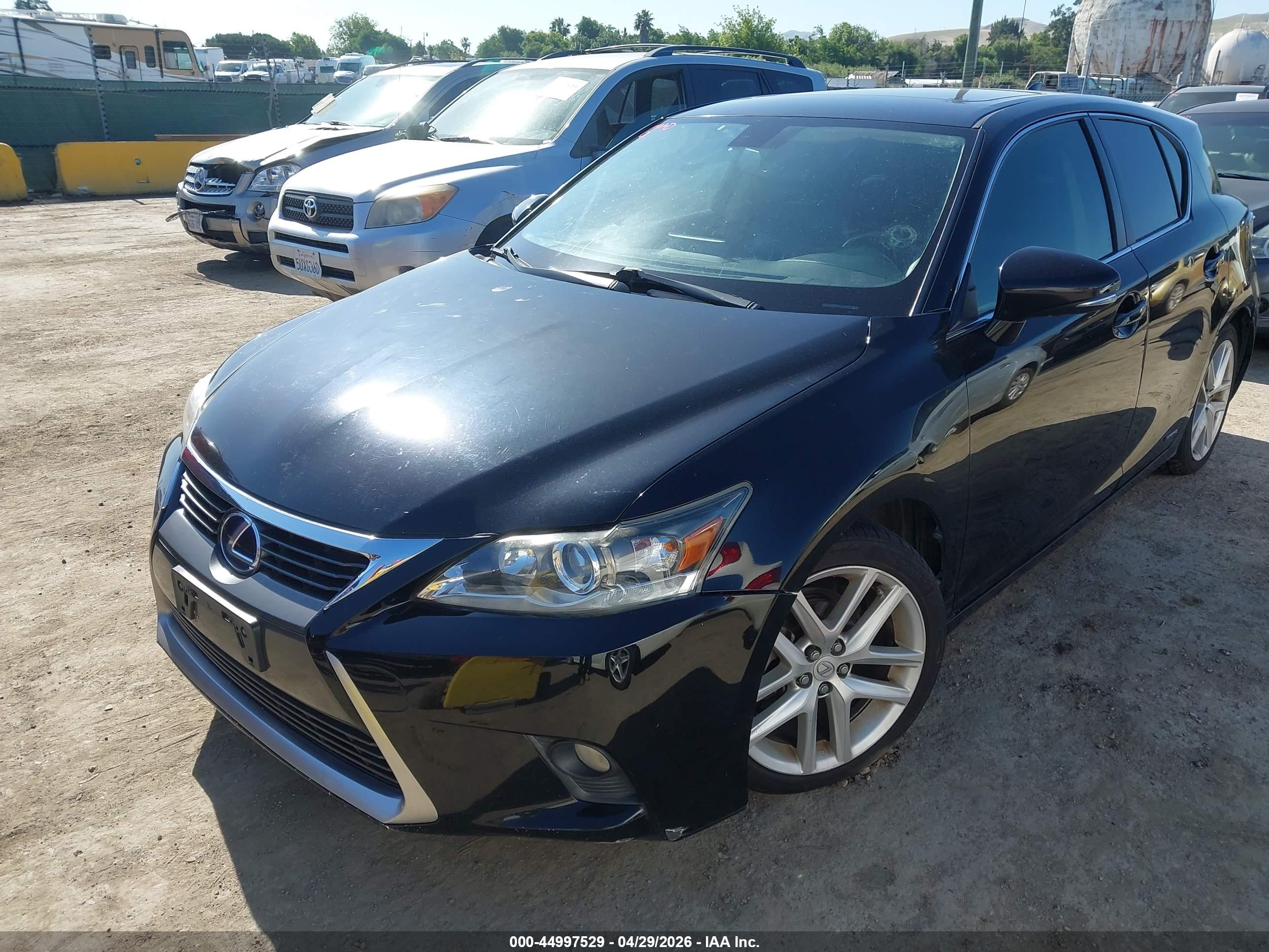 LEXUS CT image 6