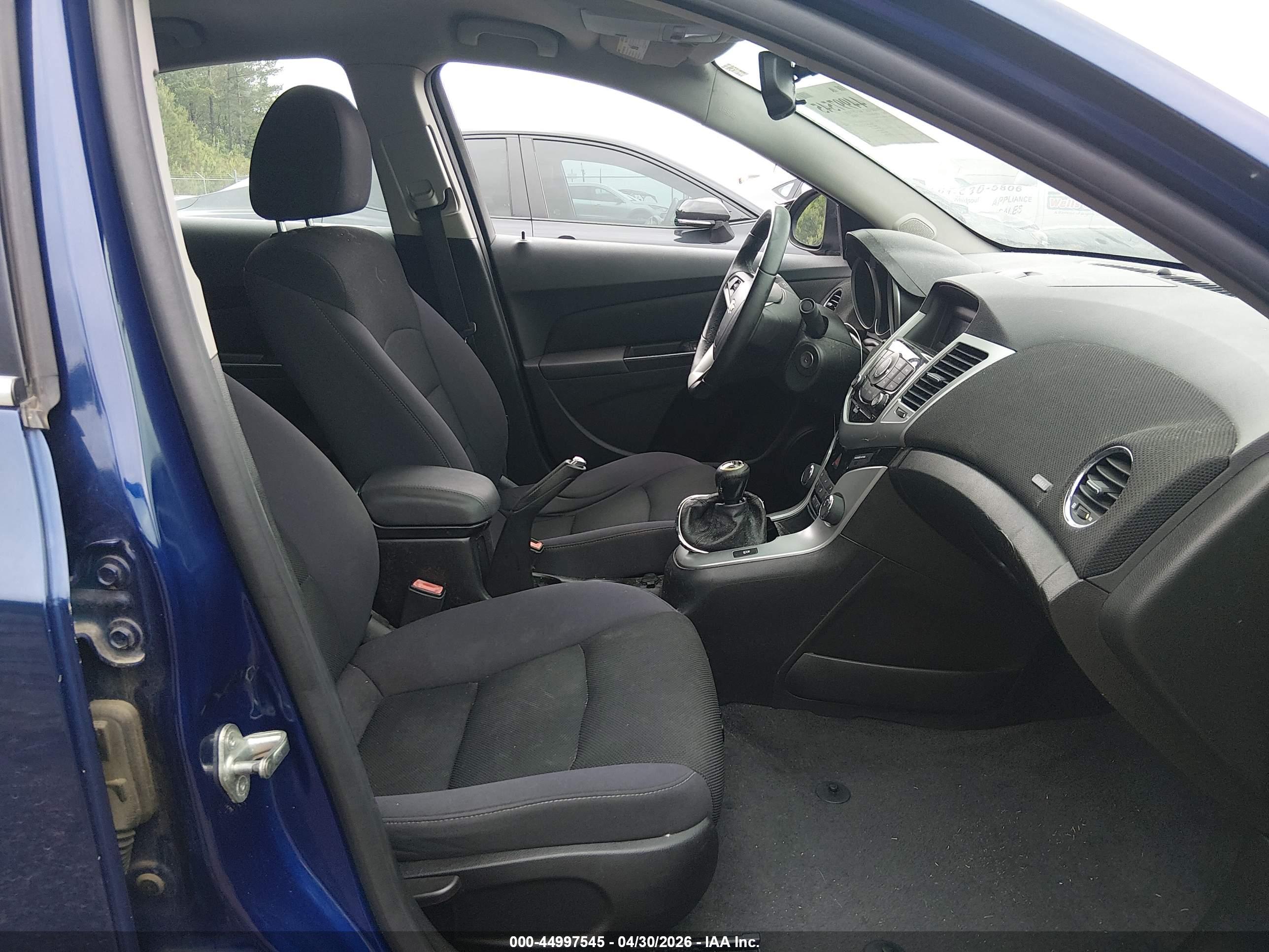 CHEVROLET CRUZE image 5