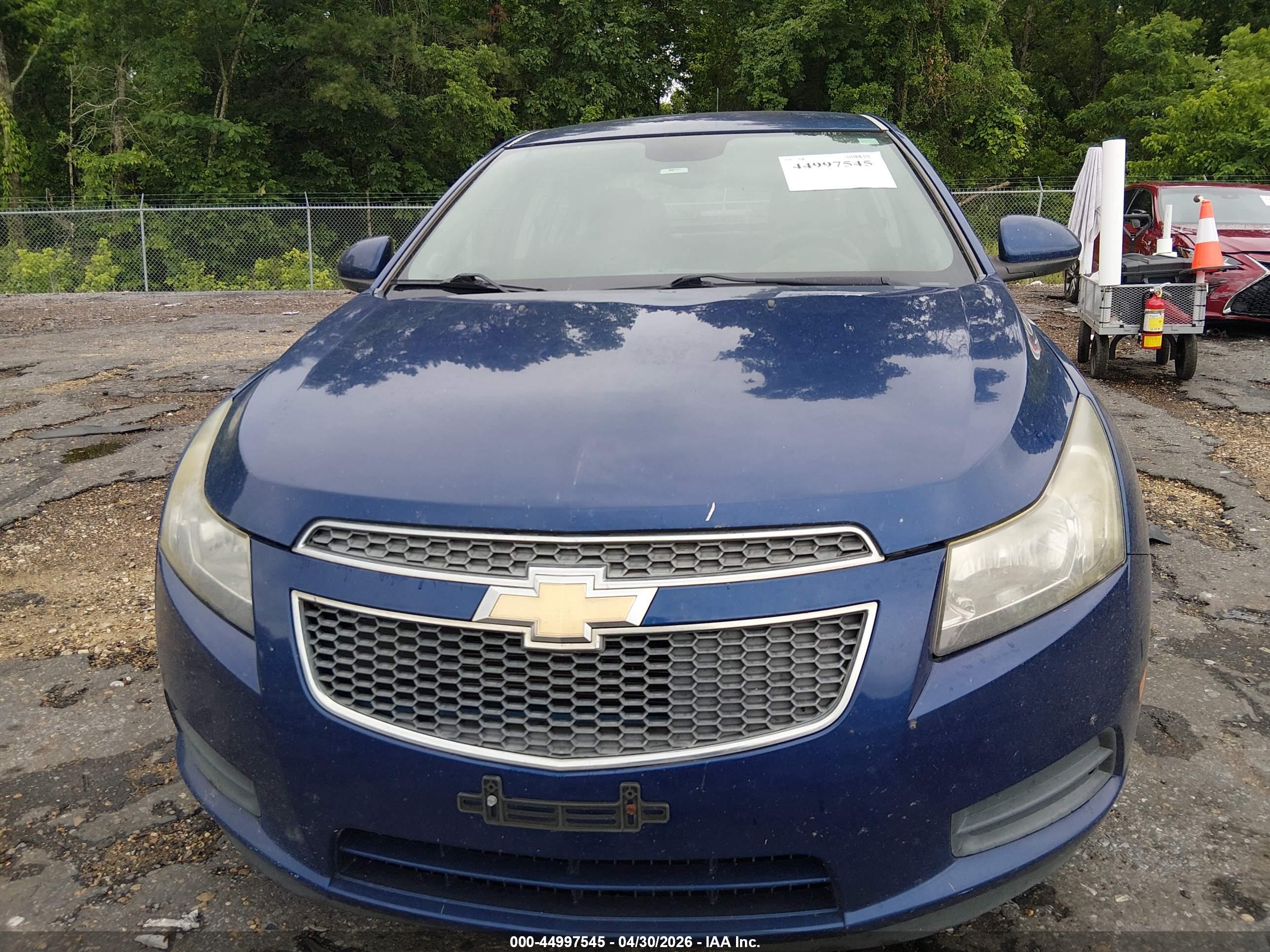 CHEVROLET CRUZE image 6