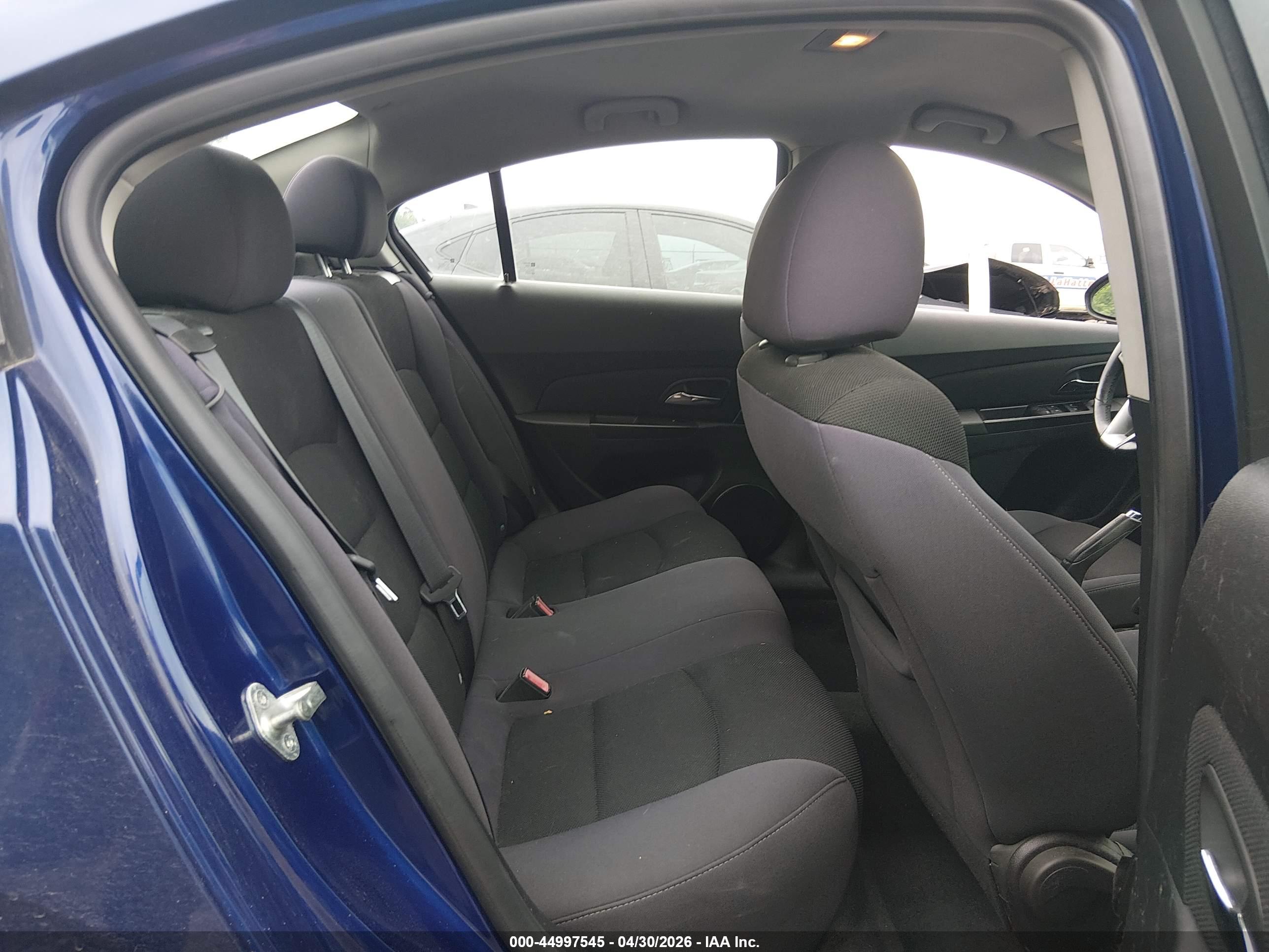 CHEVROLET CRUZE image 8