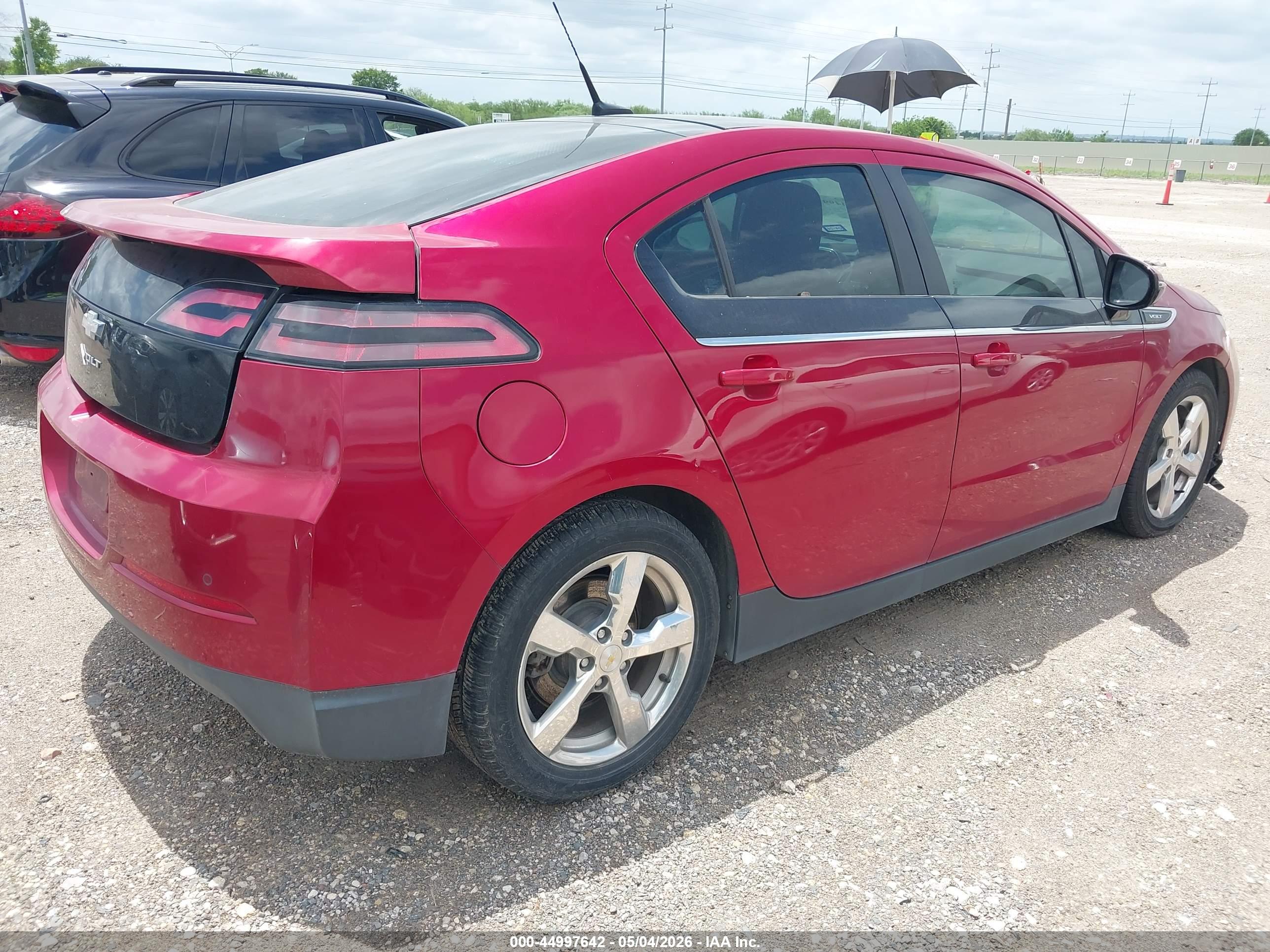 CHEVROLET VOLT image 4