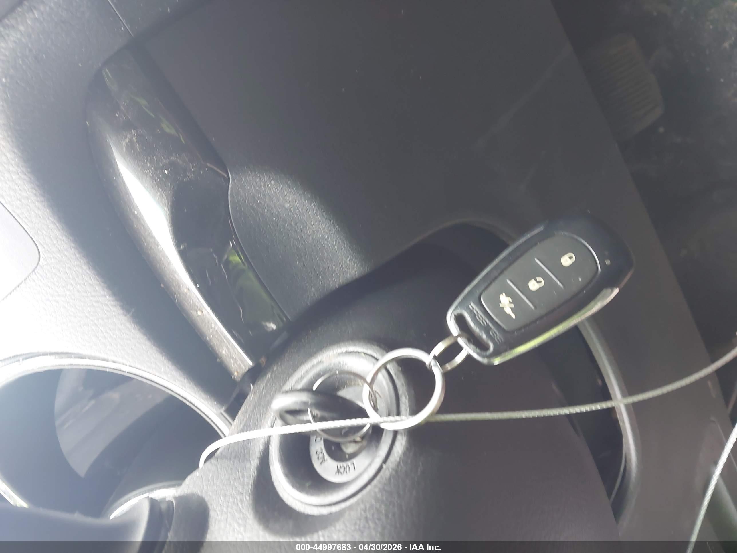 KIA SORENTO image 11