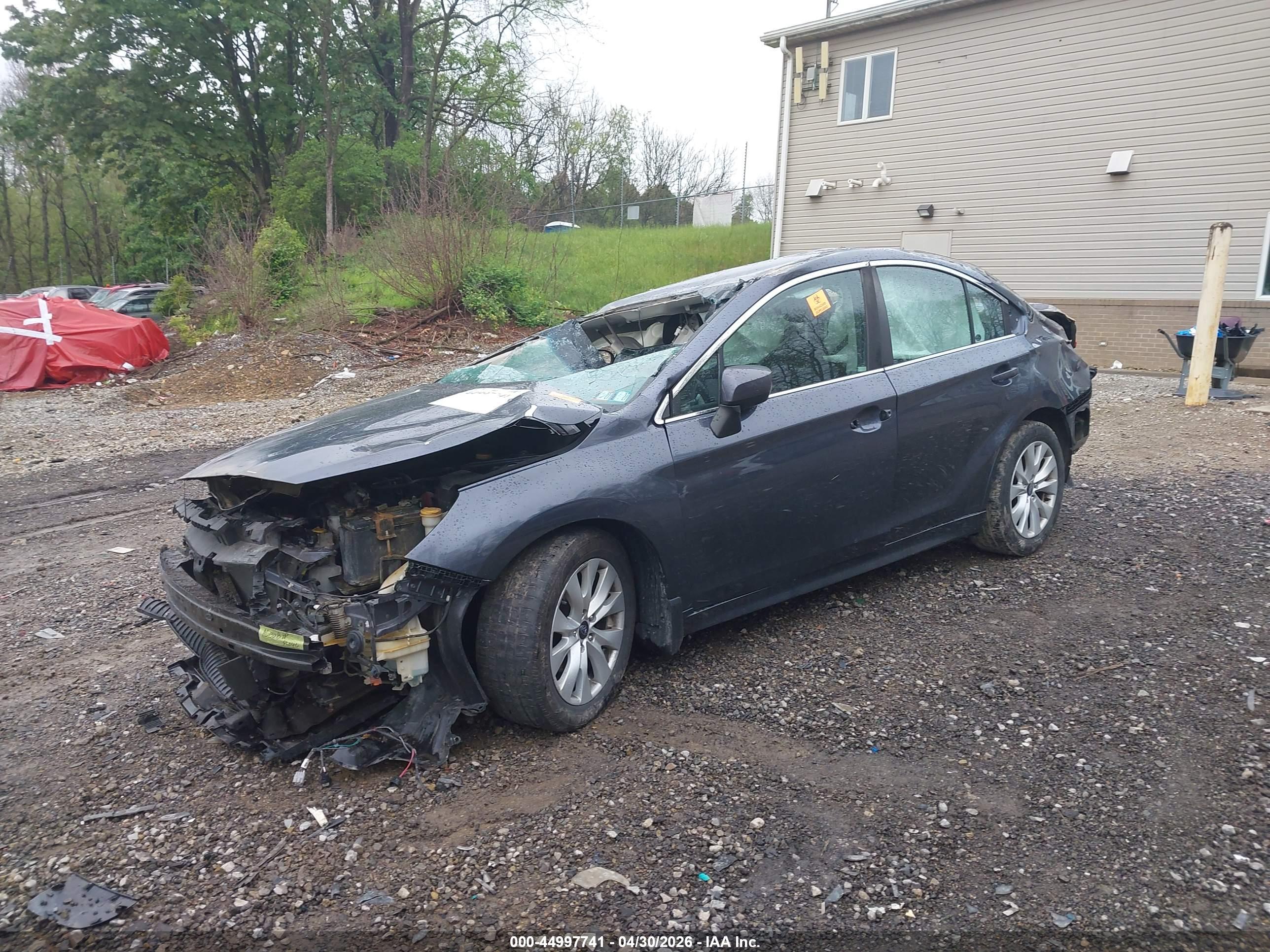 SUBARU LEGACY image 2