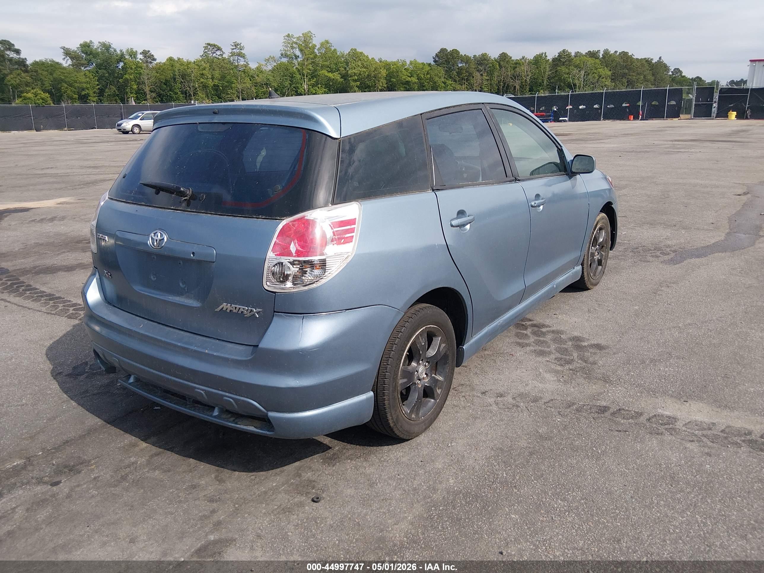 TOYOTA MATRIX image 4
