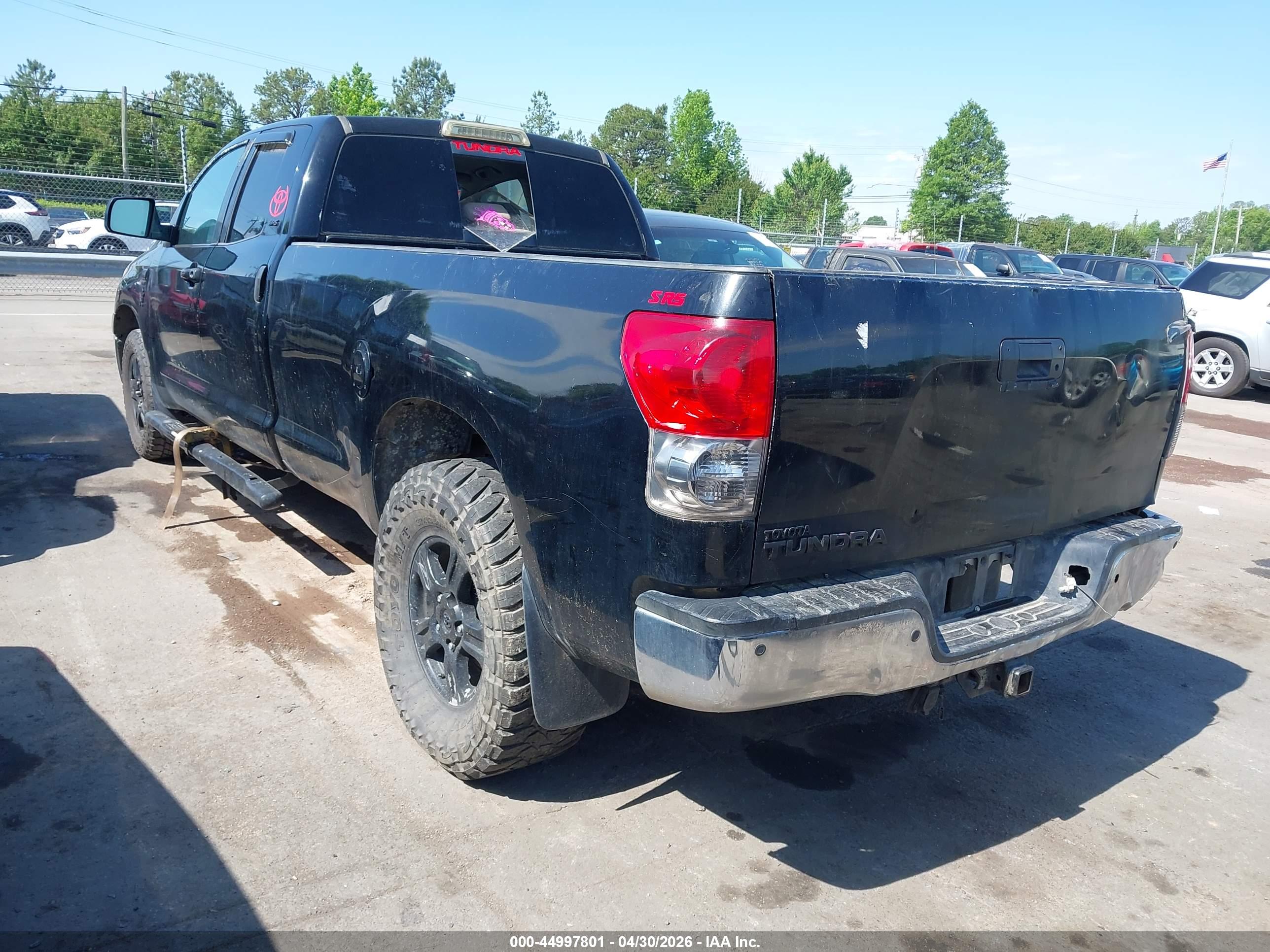 TOYOTA TUNDRA image 3