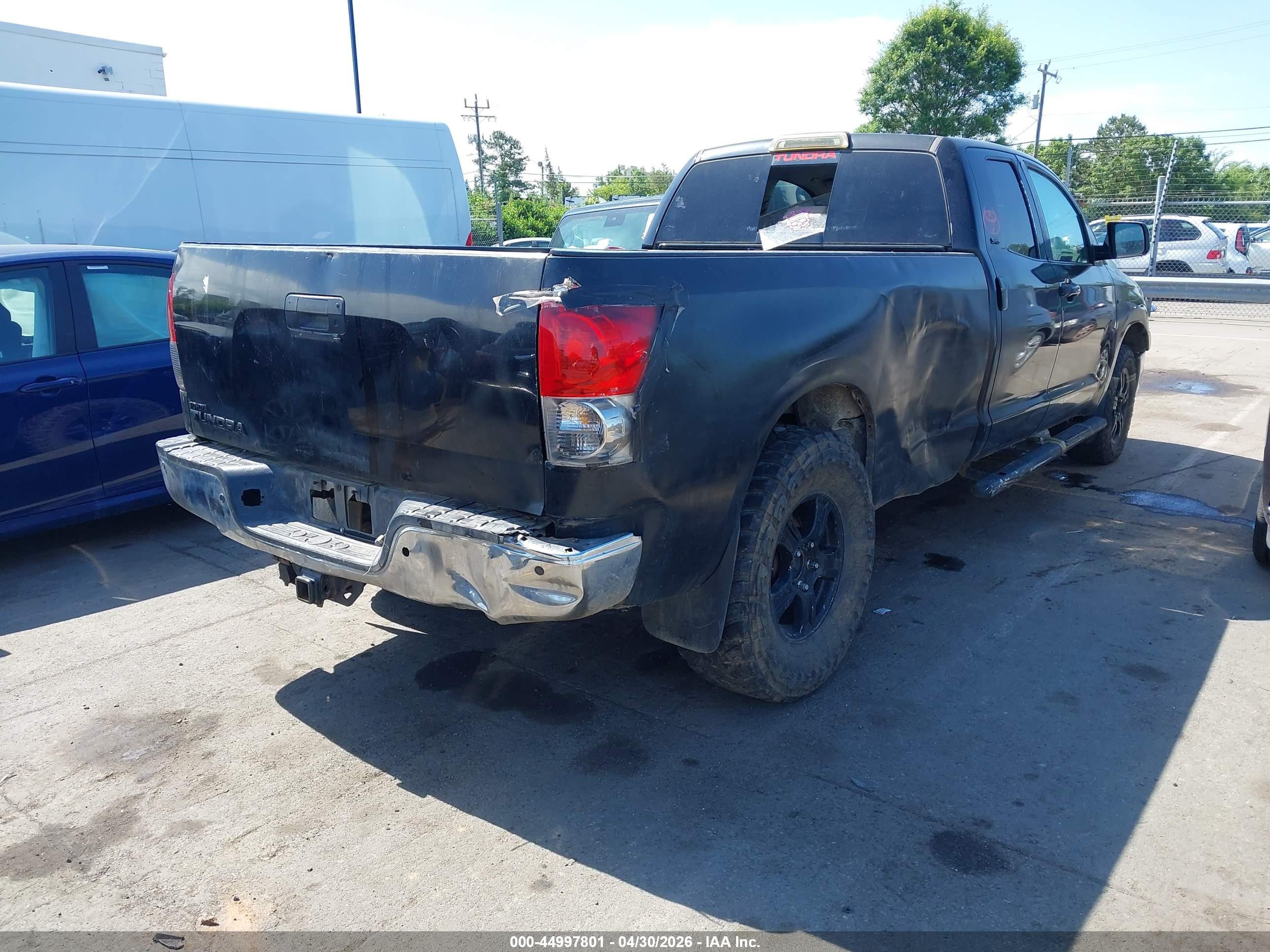 TOYOTA TUNDRA image 4