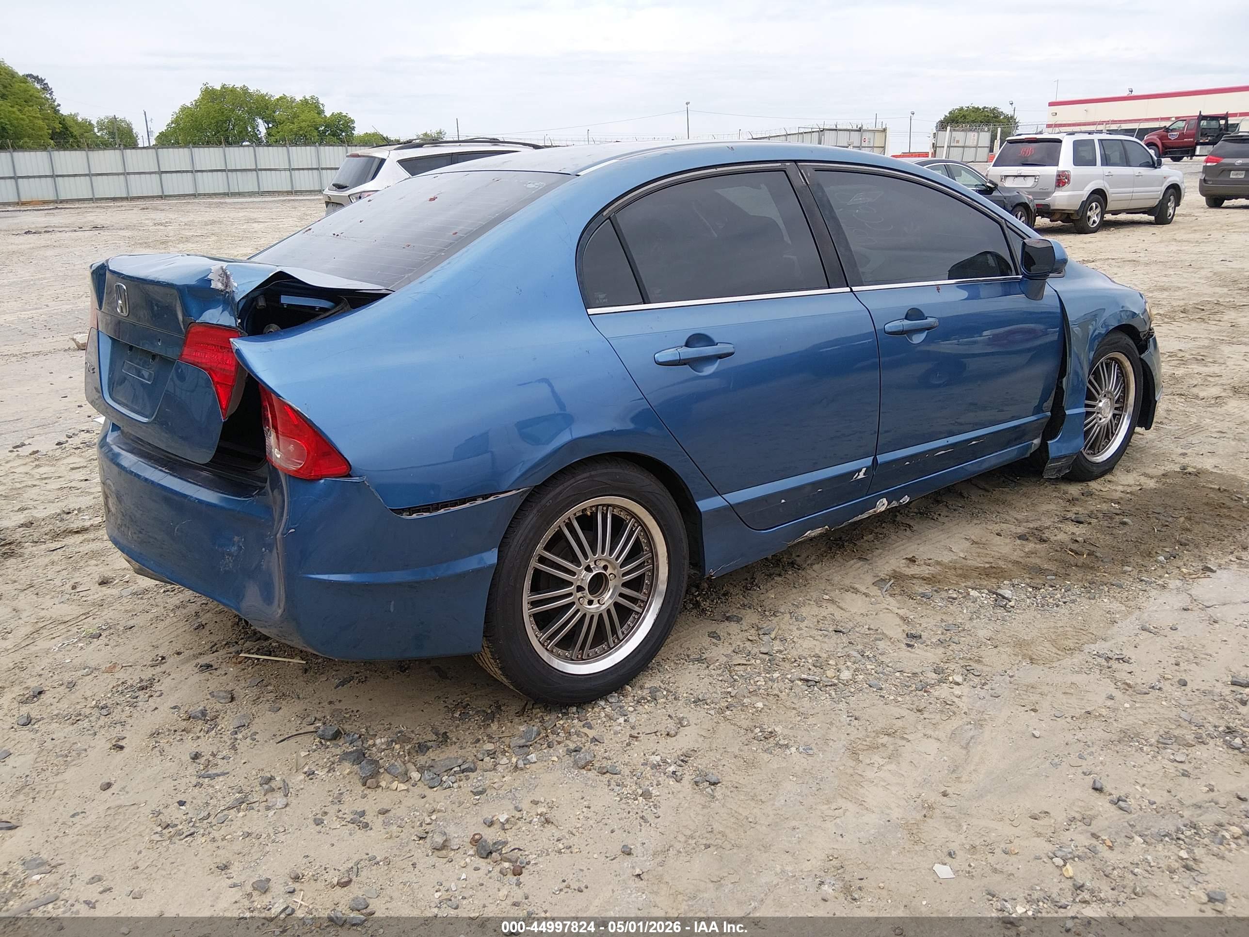 HONDA CIVIC image 4
