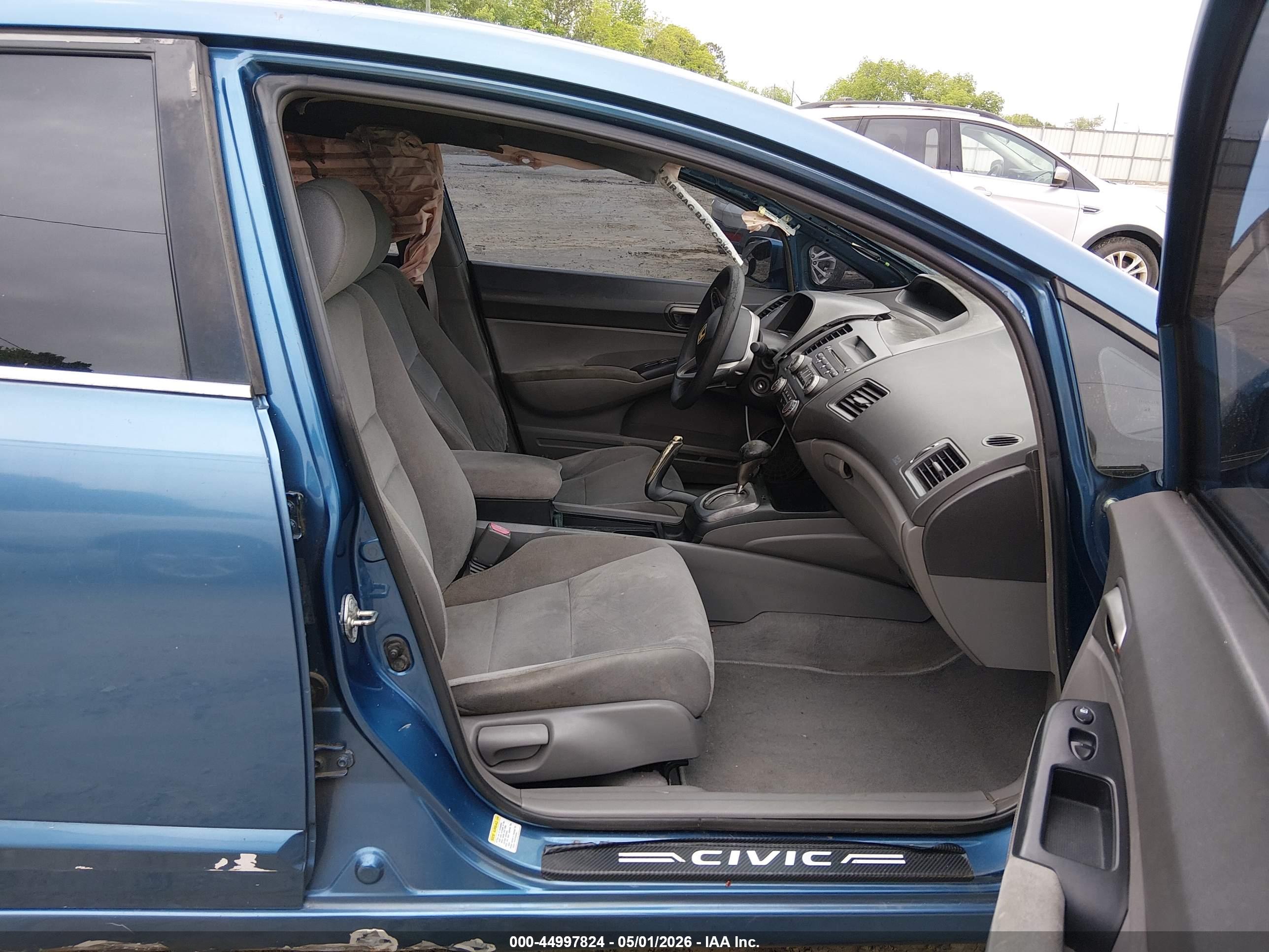 HONDA CIVIC image 5