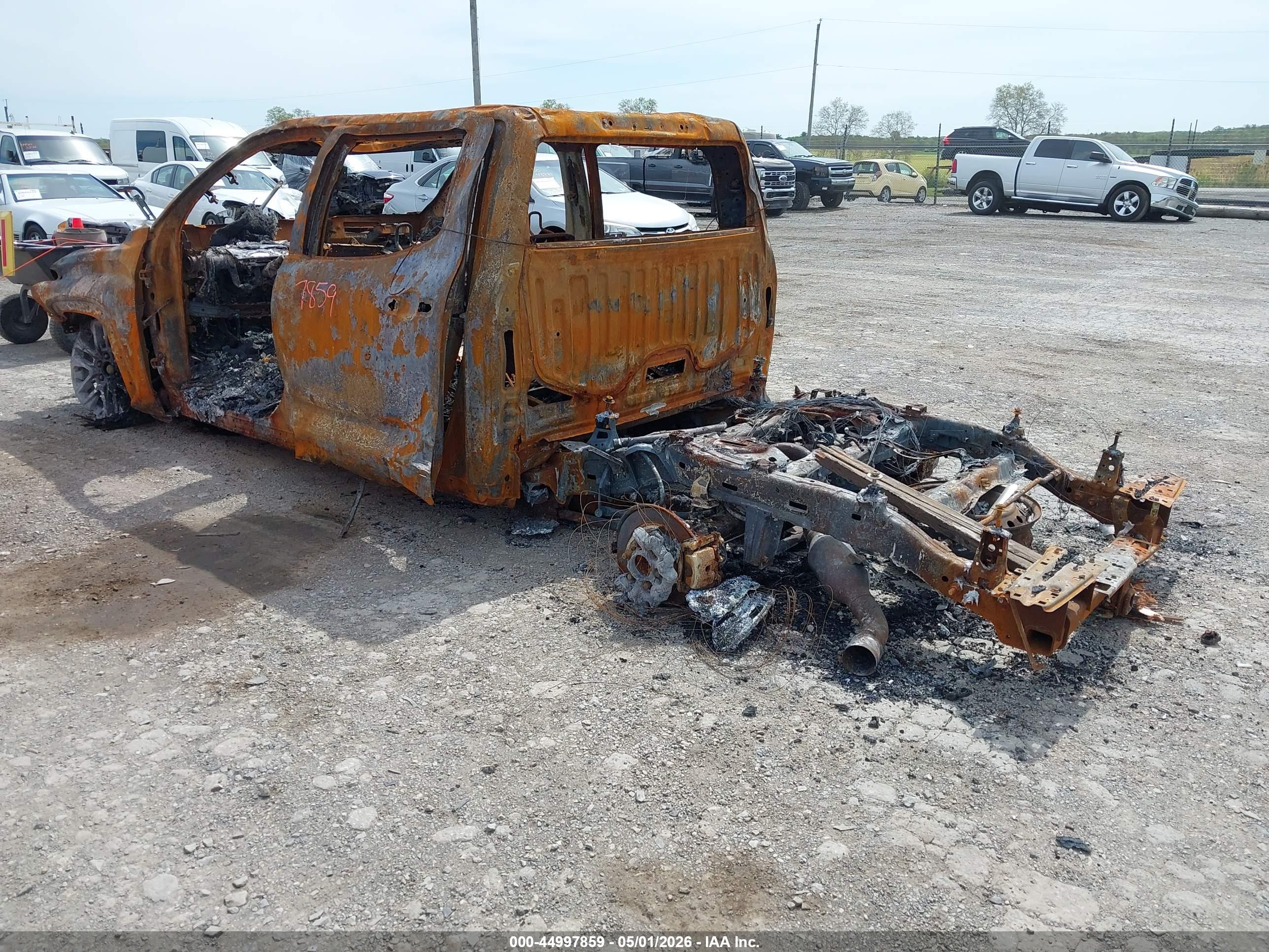 TOYOTA TUNDRA image 3
