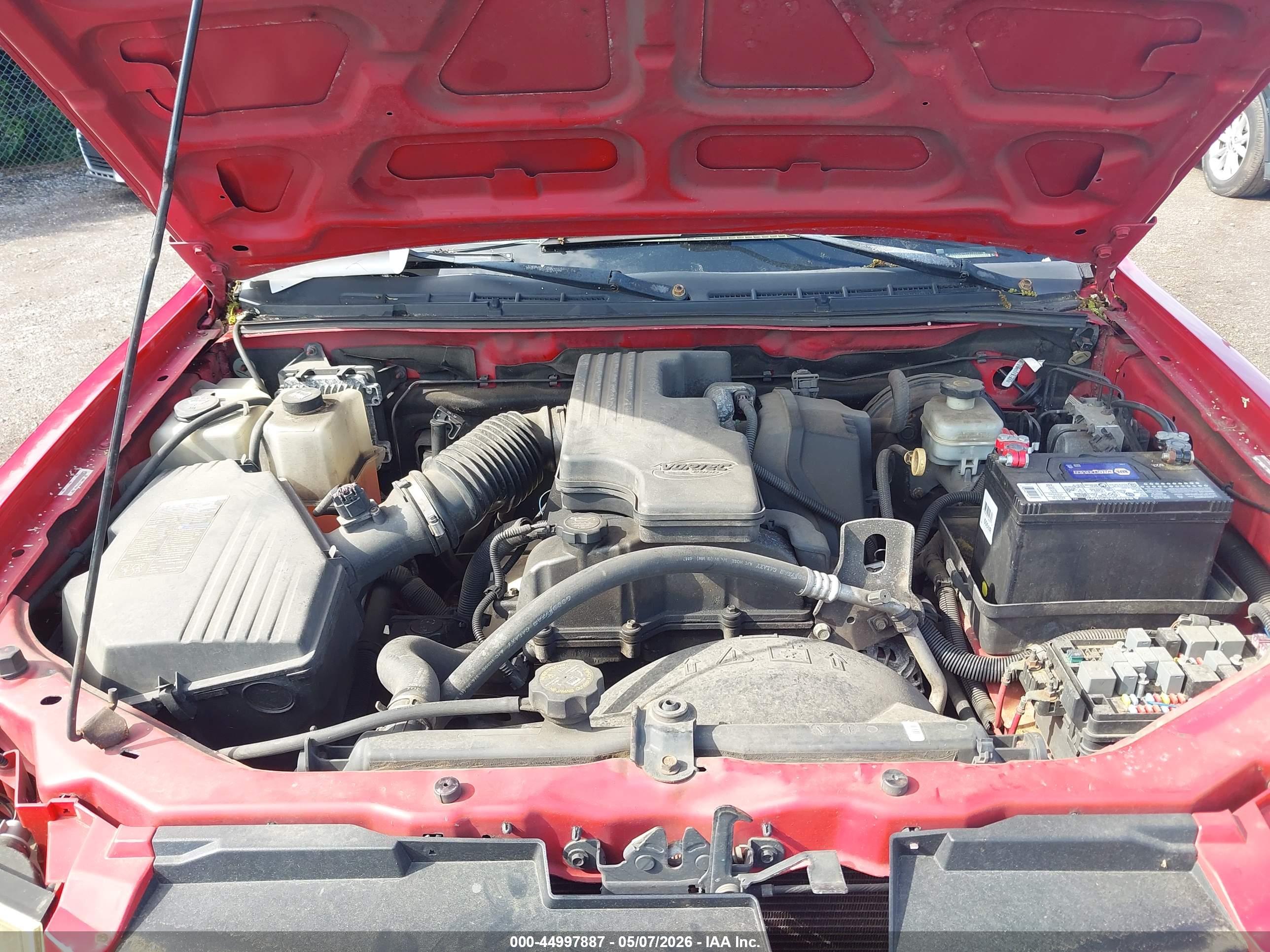 CHEVROLET COLORADO image 10