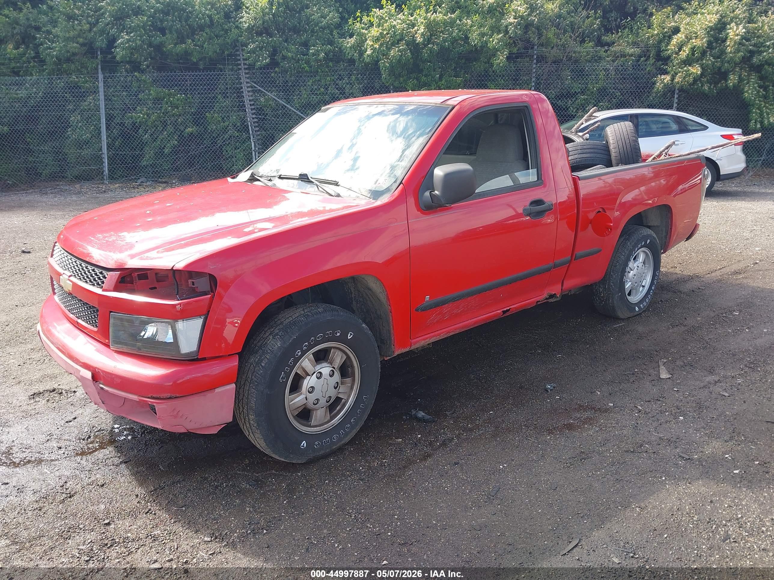 CHEVROLET COLORADO image 2