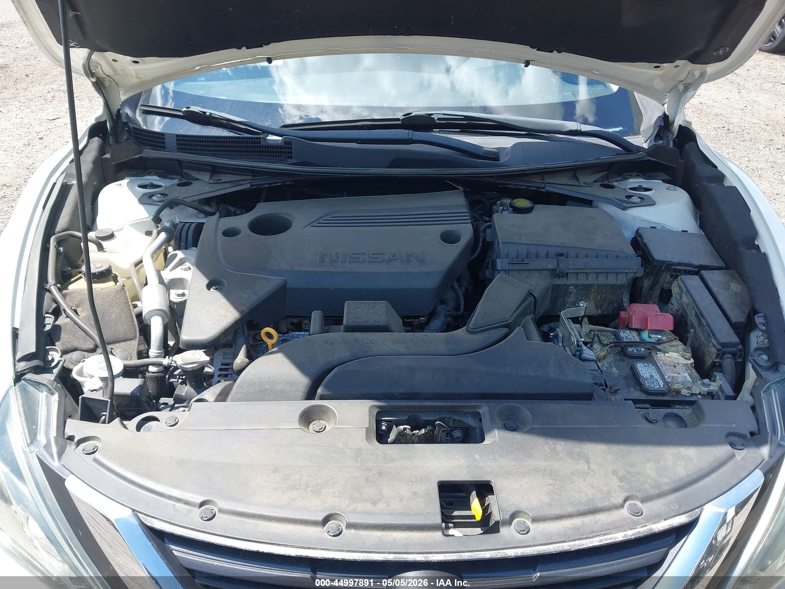 NISSAN ALTIMA image 10