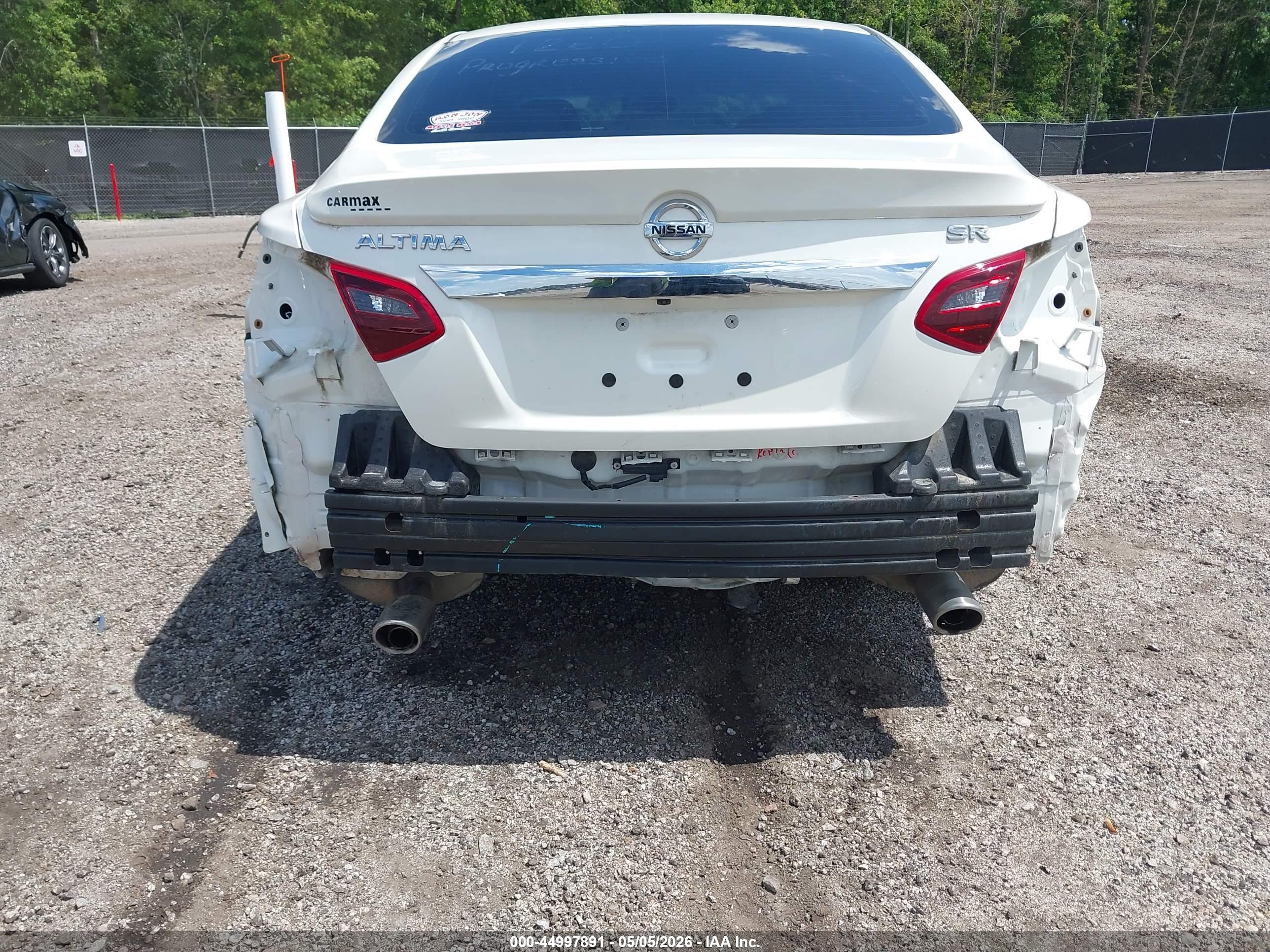 NISSAN ALTIMA image 6