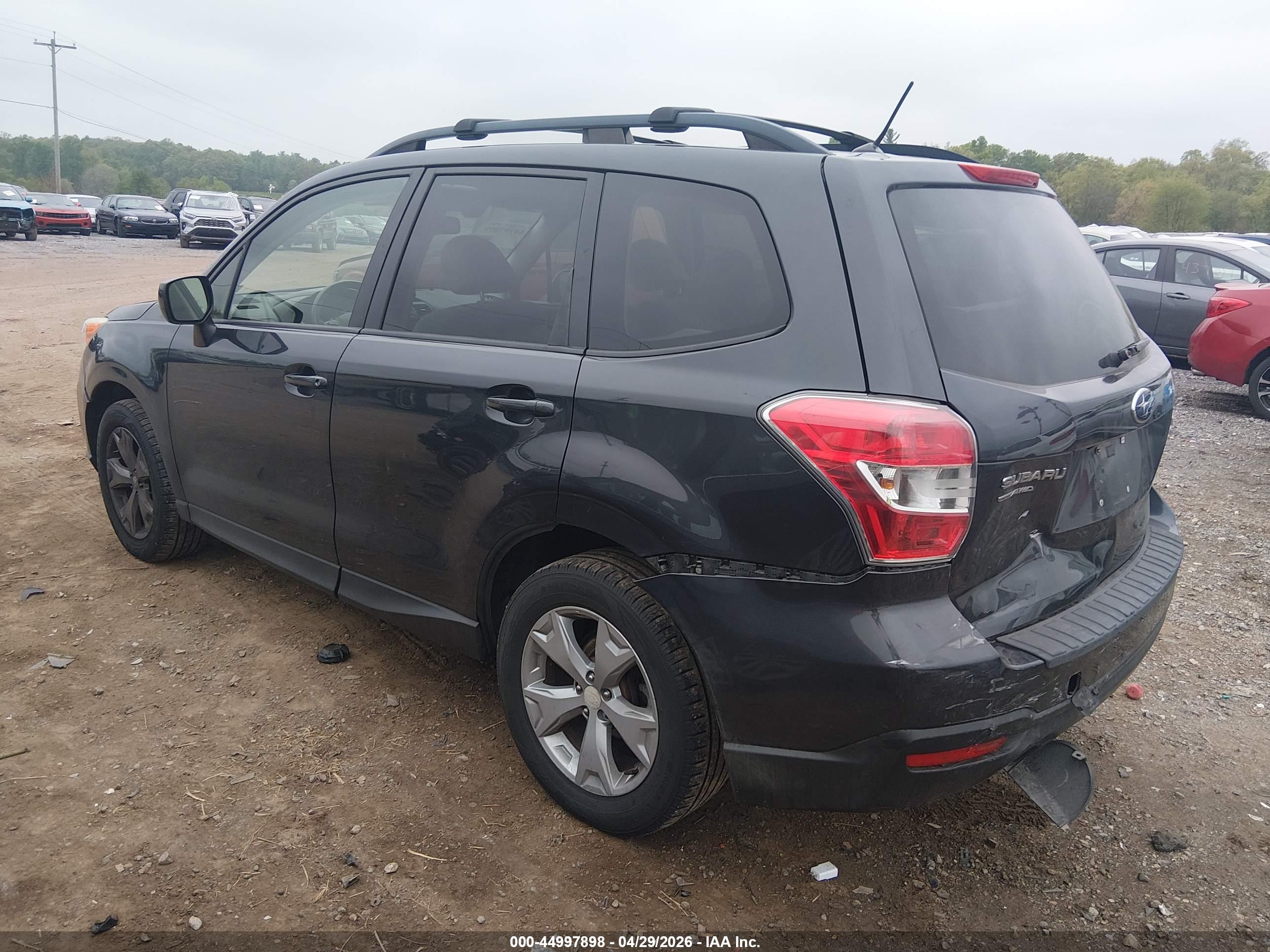 SUBARU FORESTER image 3