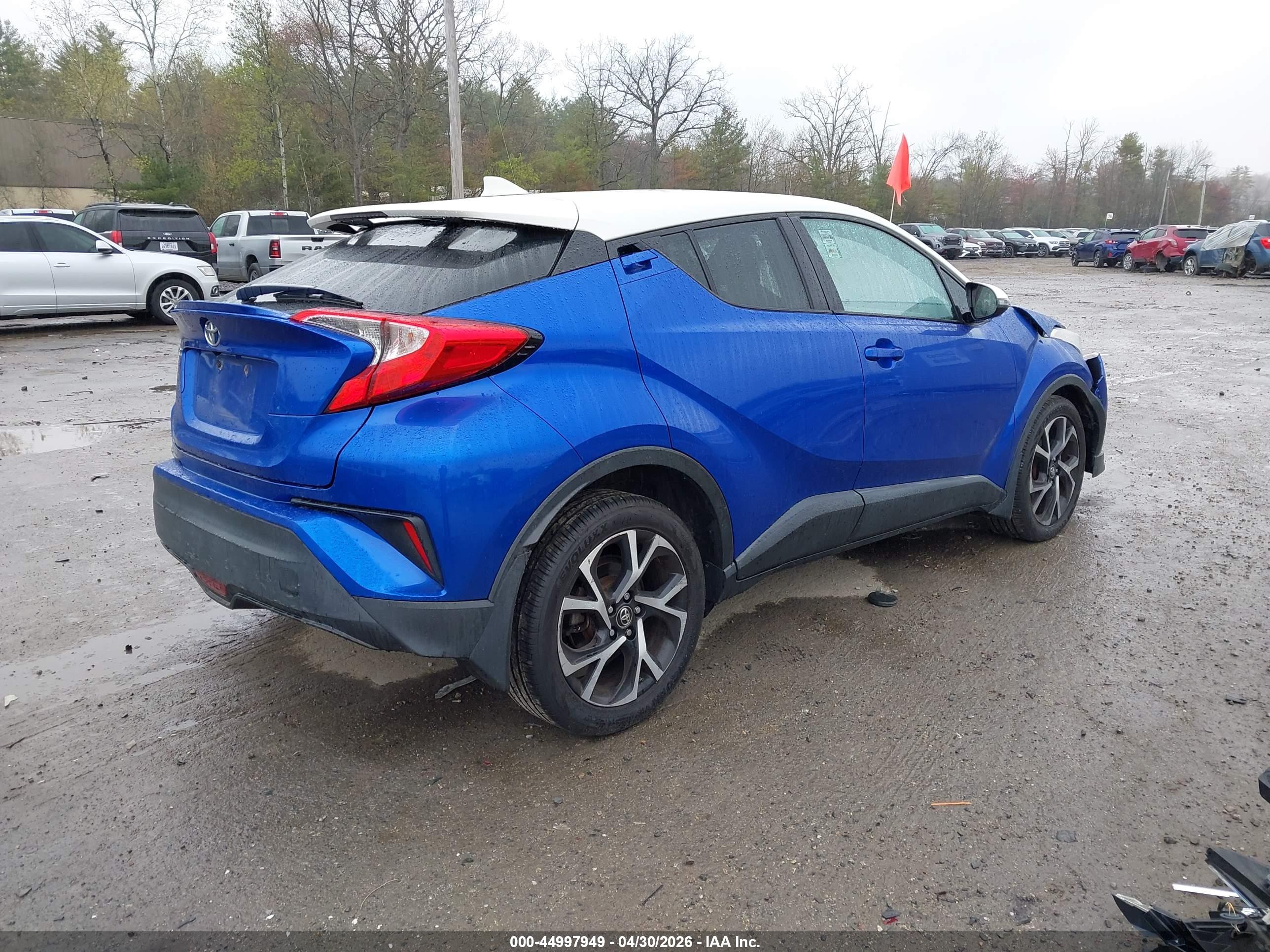 TOYOTA C-HR image 4