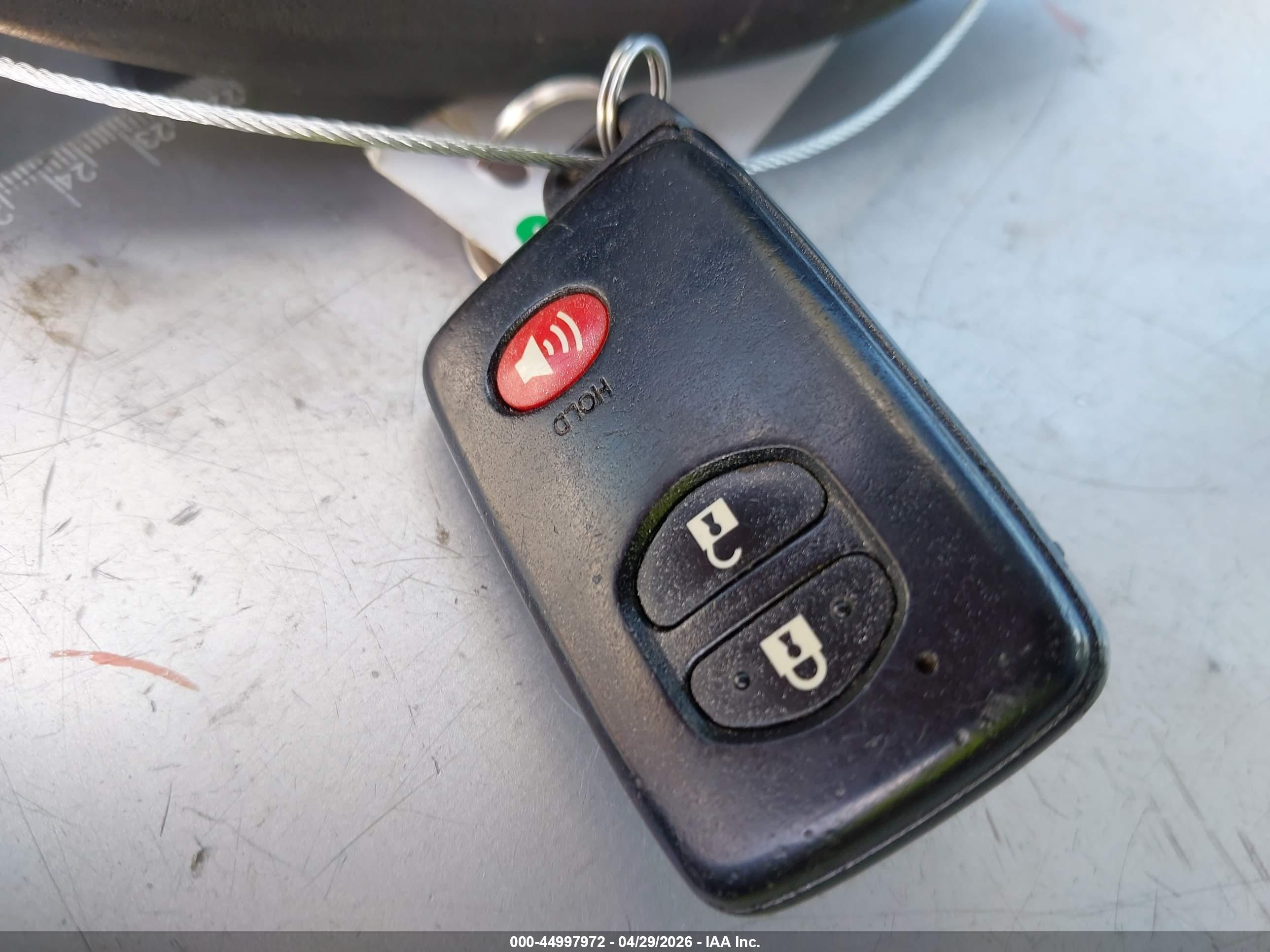TOYOTA PRIUS image 11
