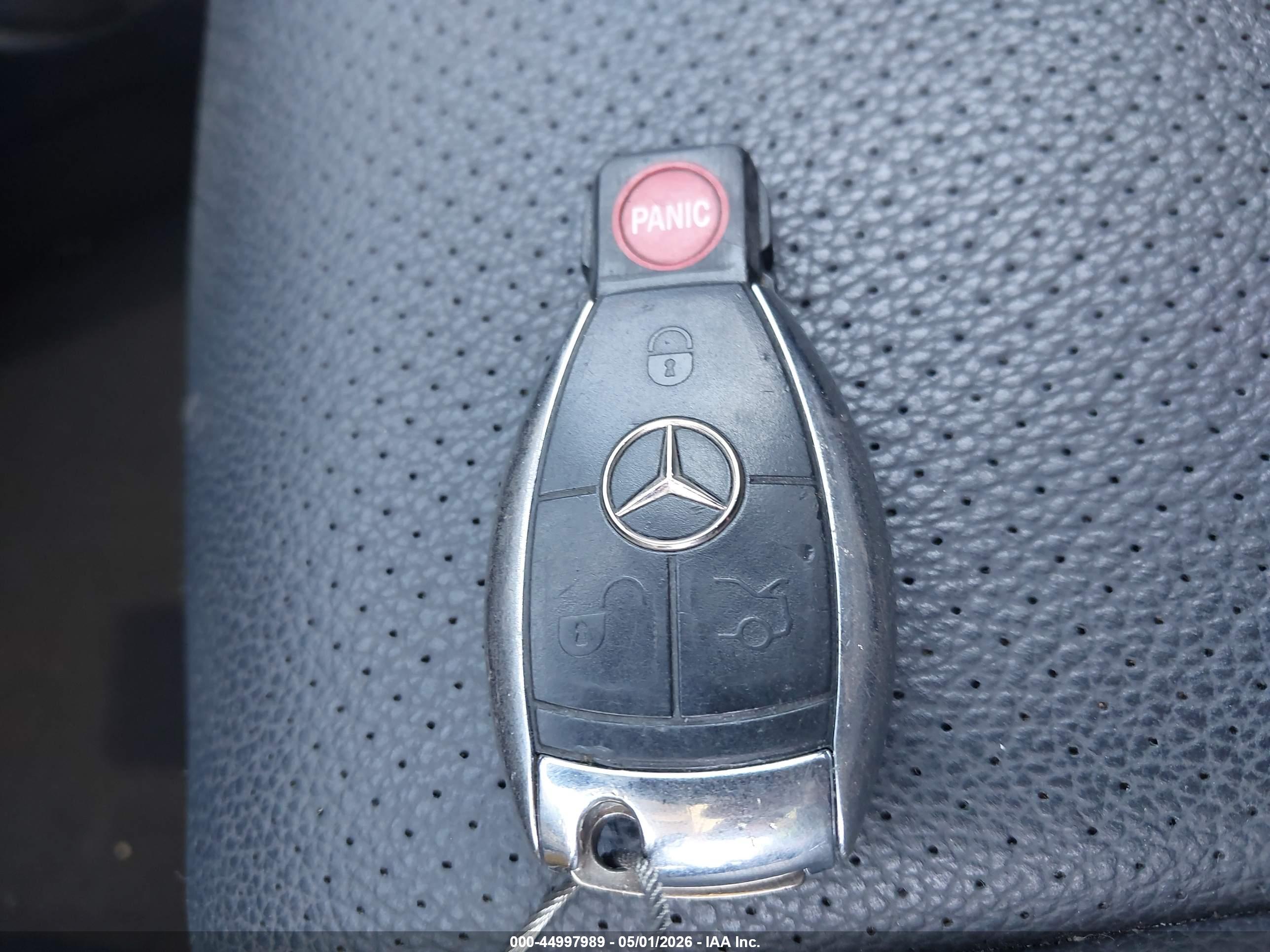MERCEDES-BENZ GLK image 11