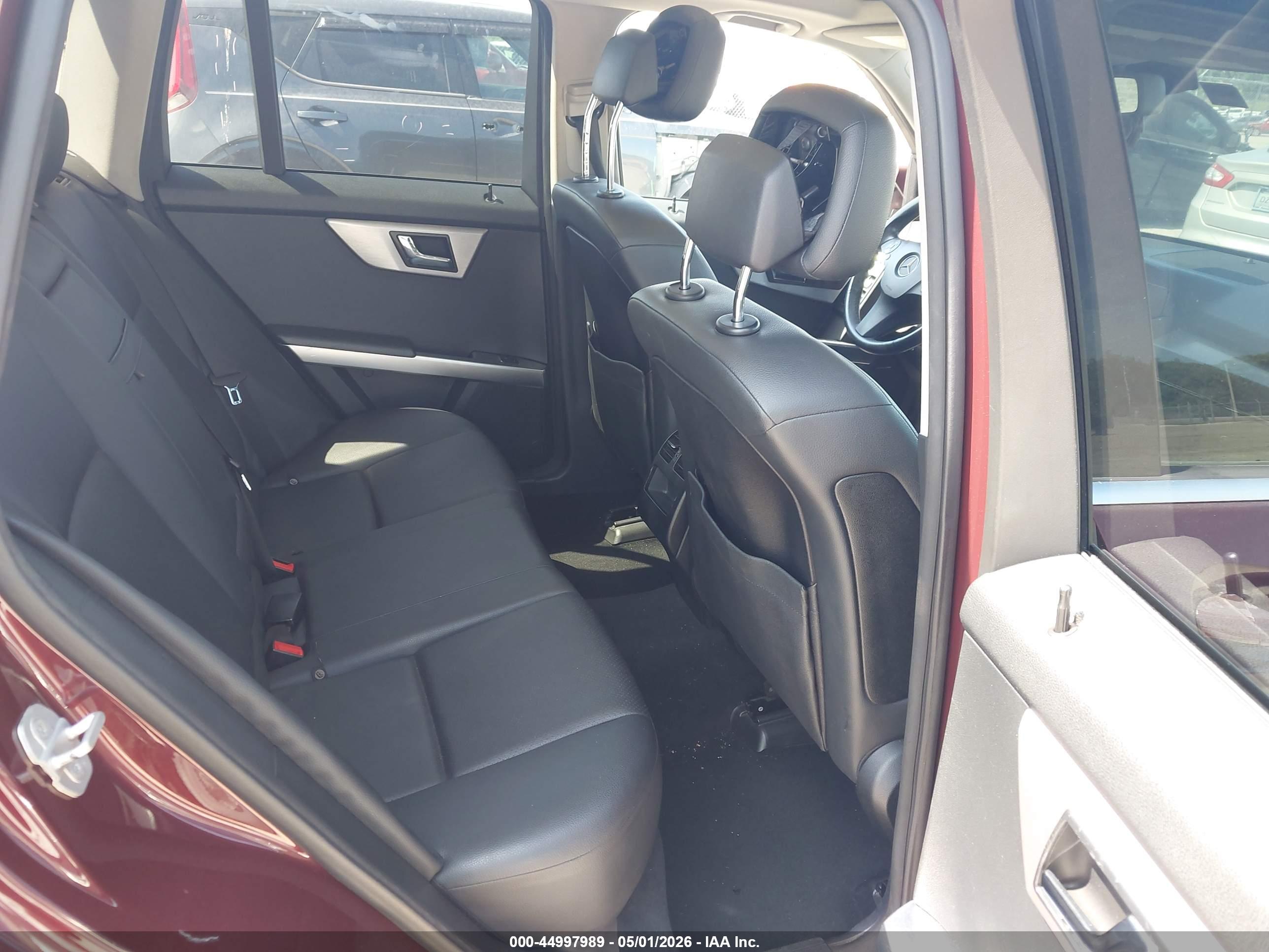 MERCEDES-BENZ GLK image 8