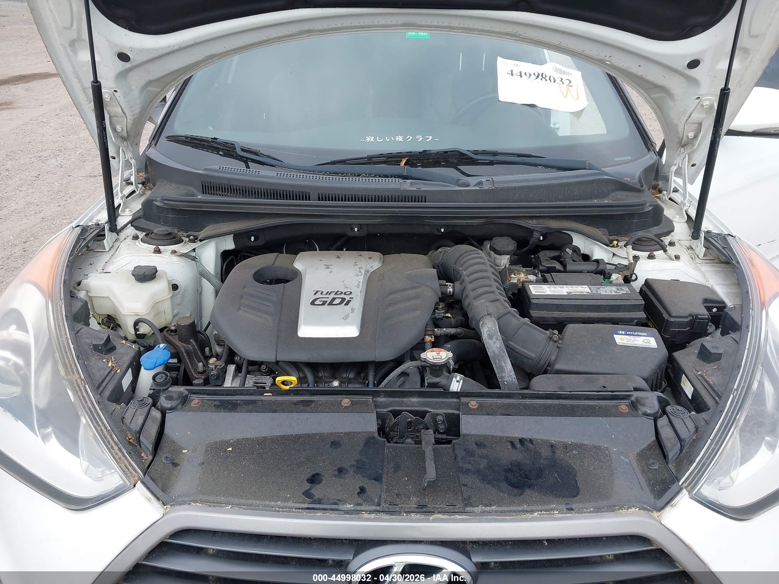 HYUNDAI VELOSTER image 10