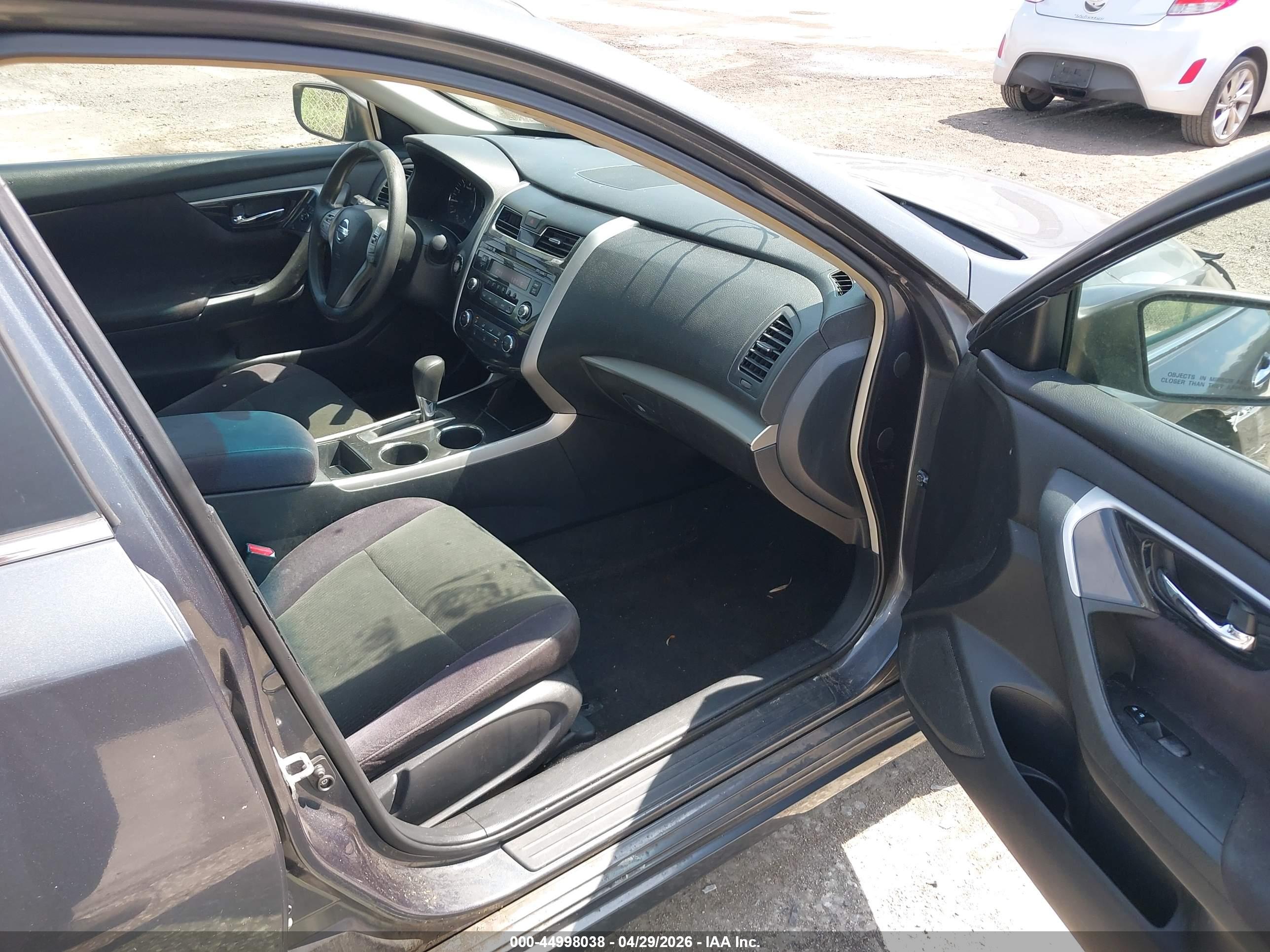 NISSAN ALTIMA image 5
