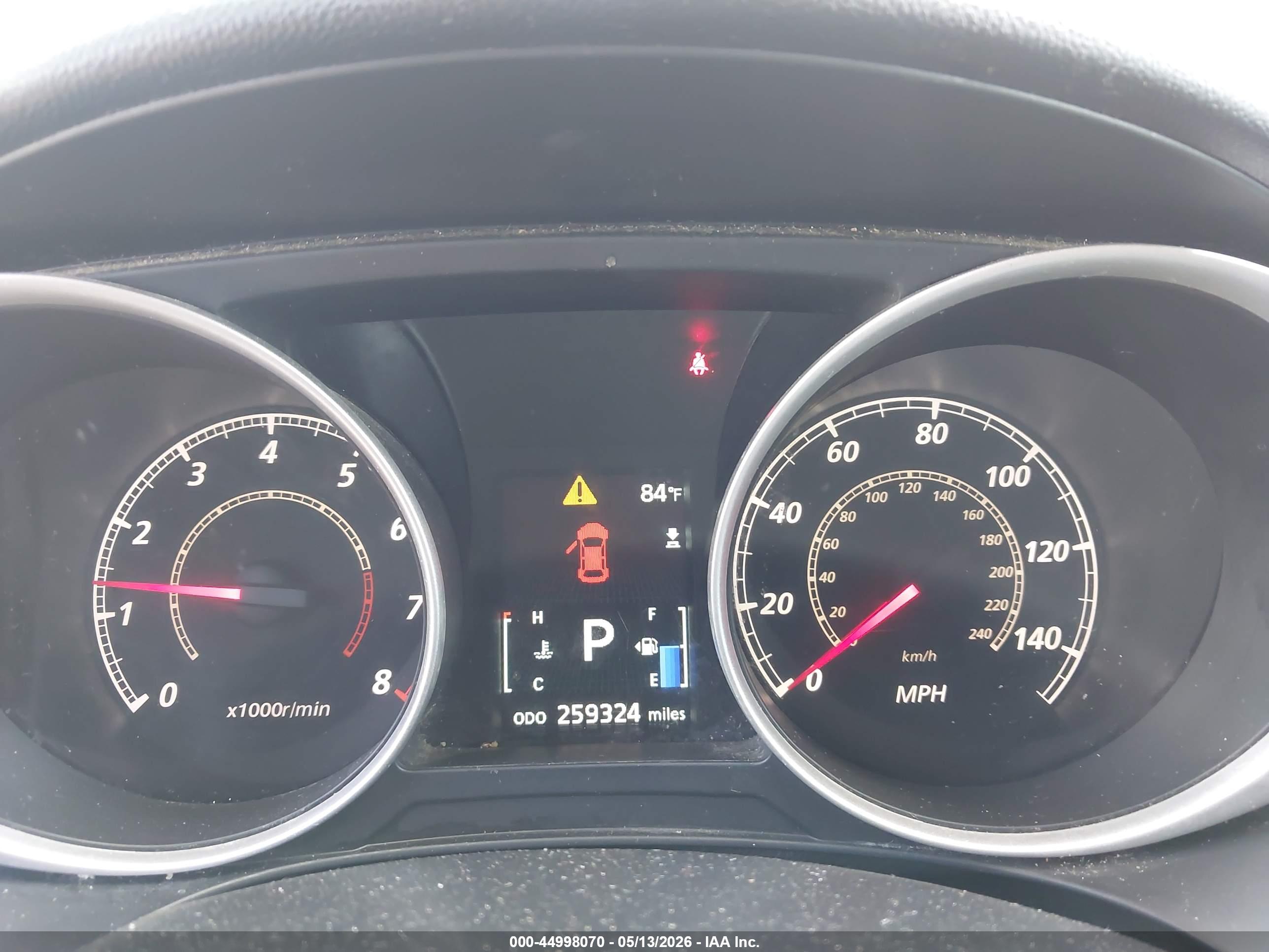 MITSUBISHI OUTLANDER image 7