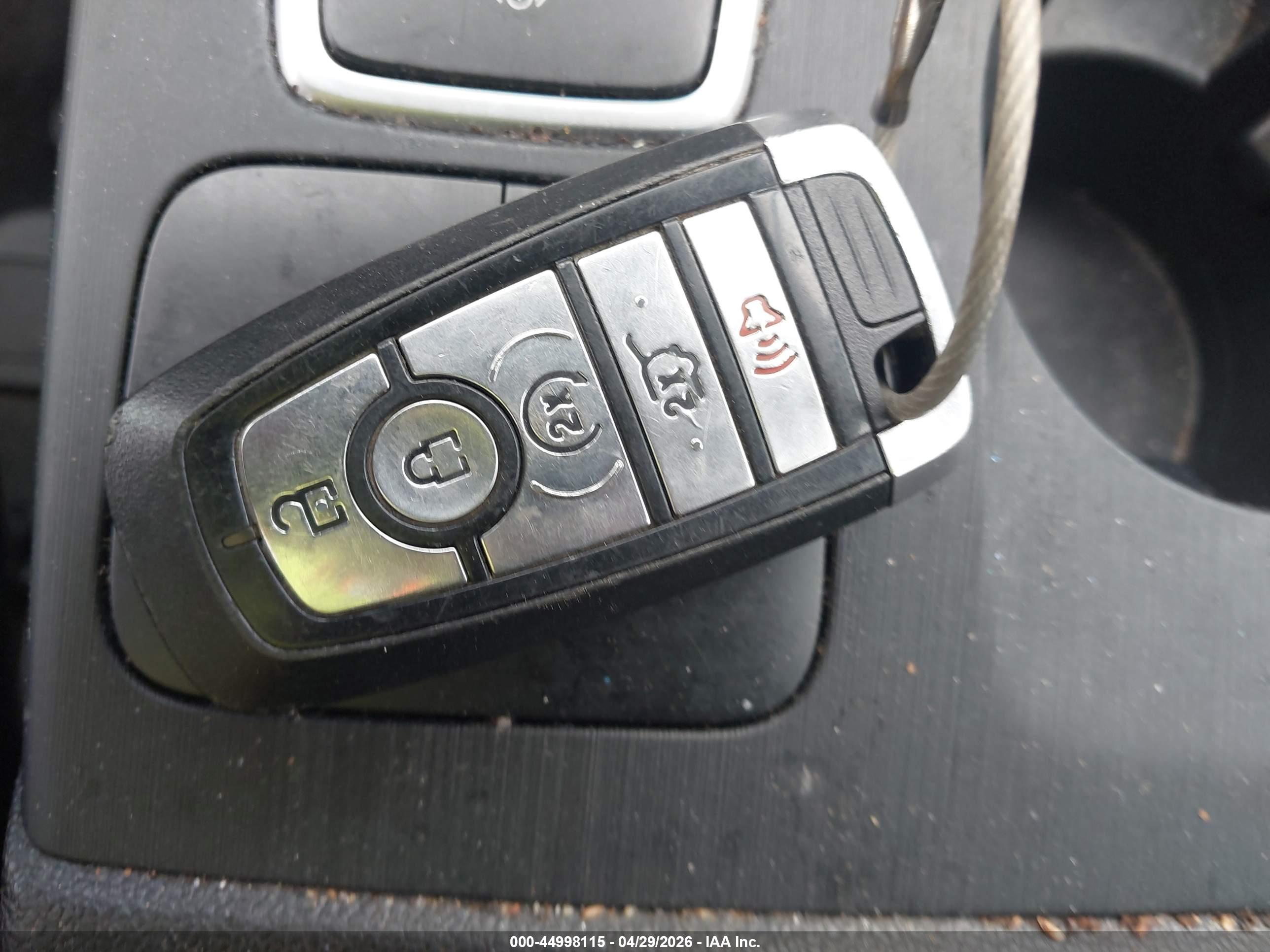 FORD ESCAPE image 11