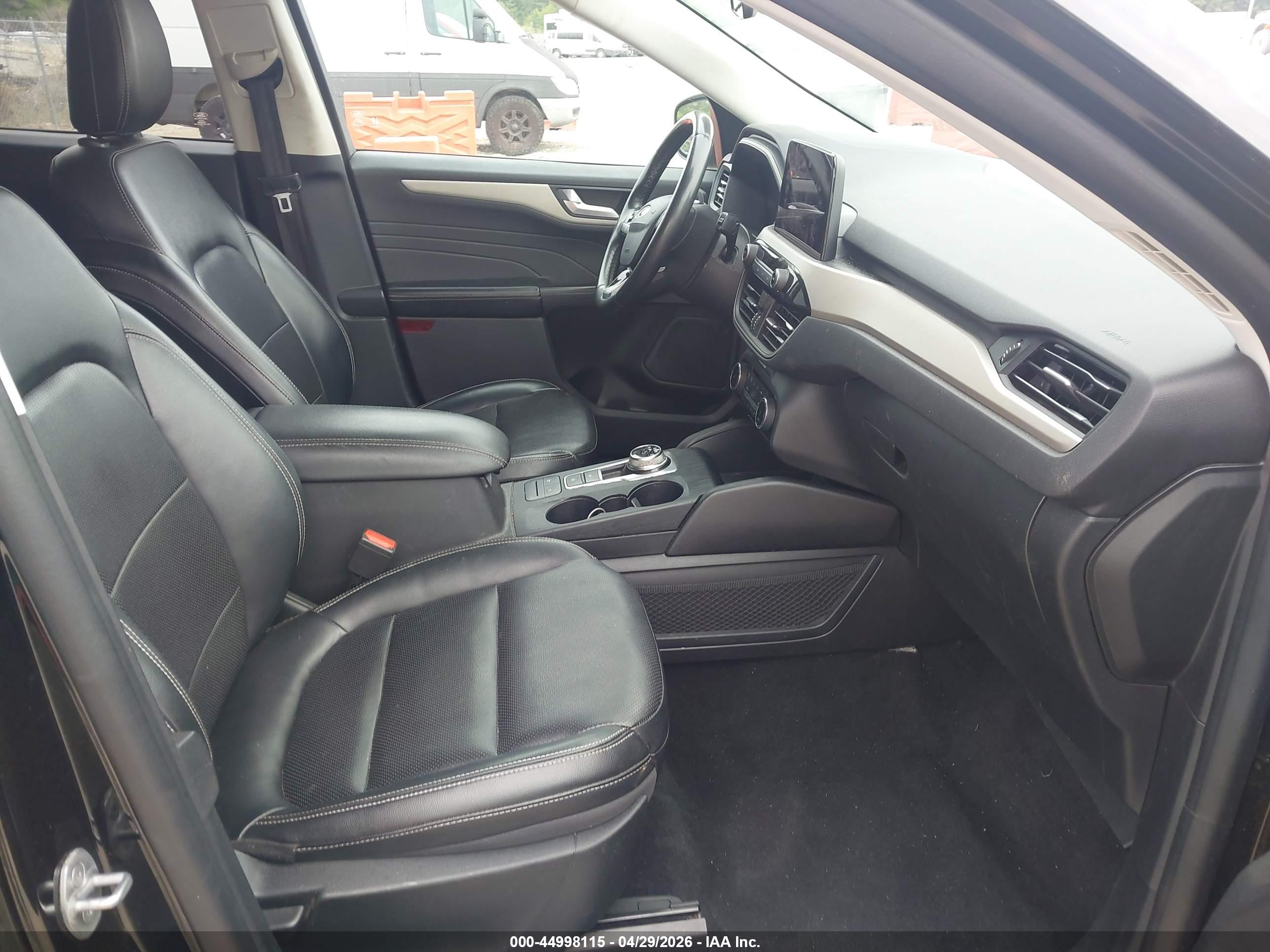 FORD ESCAPE image 5