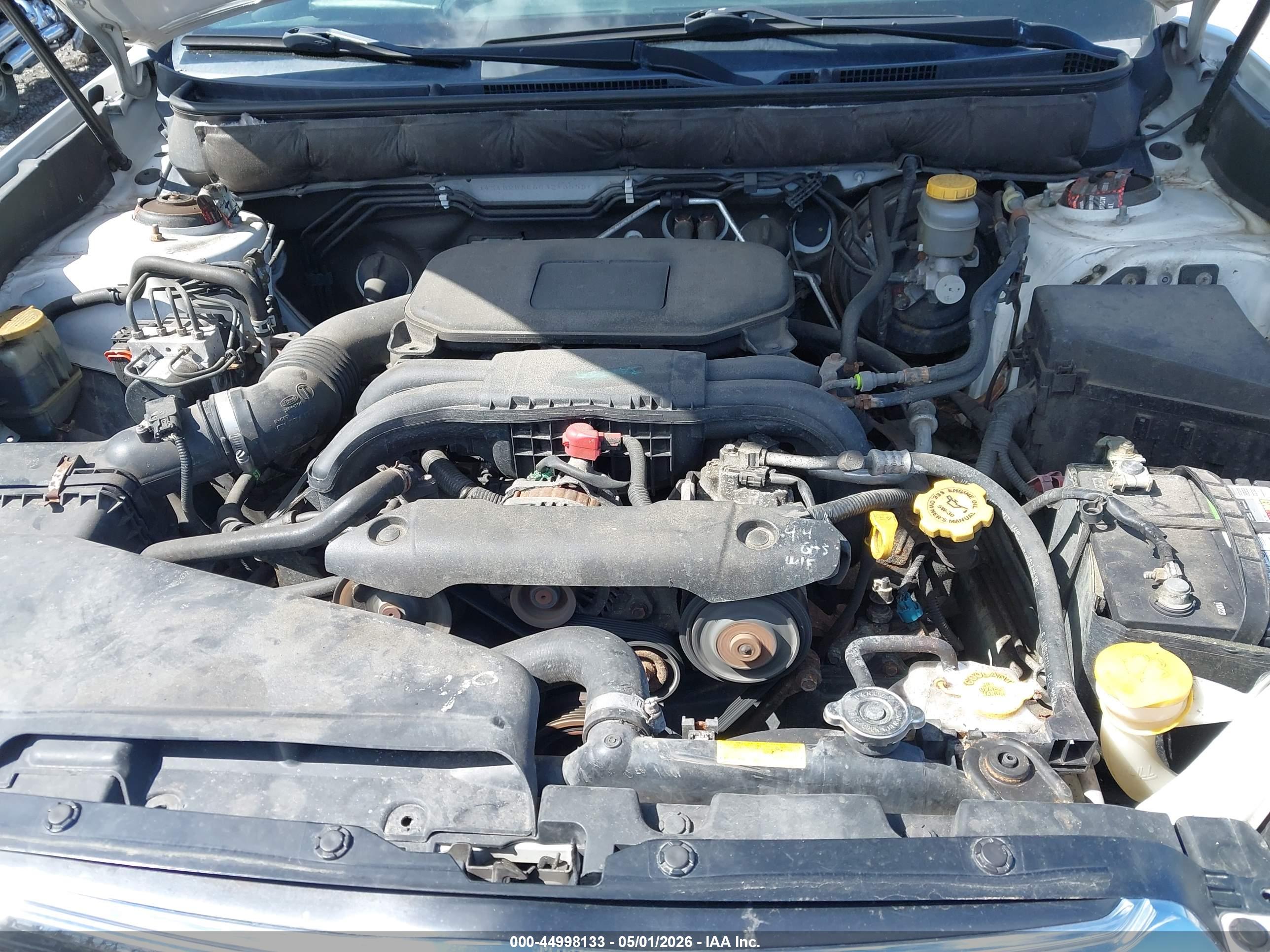 SUBARU OUTBACK image 10