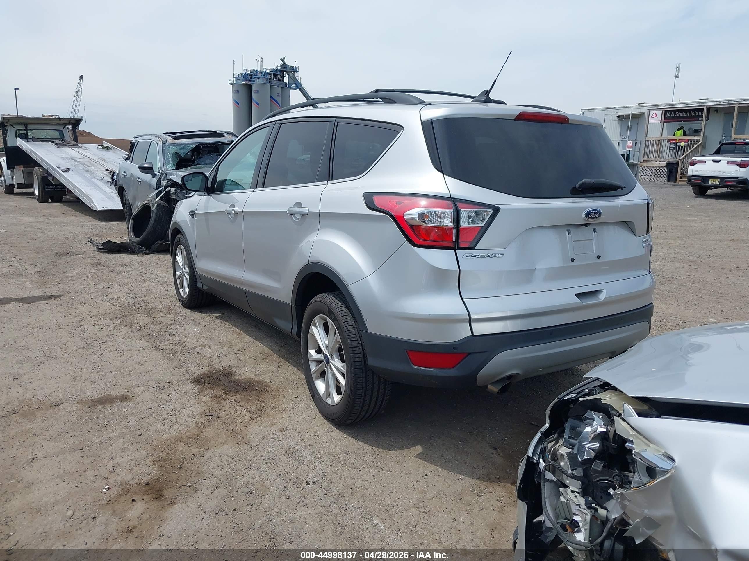 FORD ESCAPE image 3