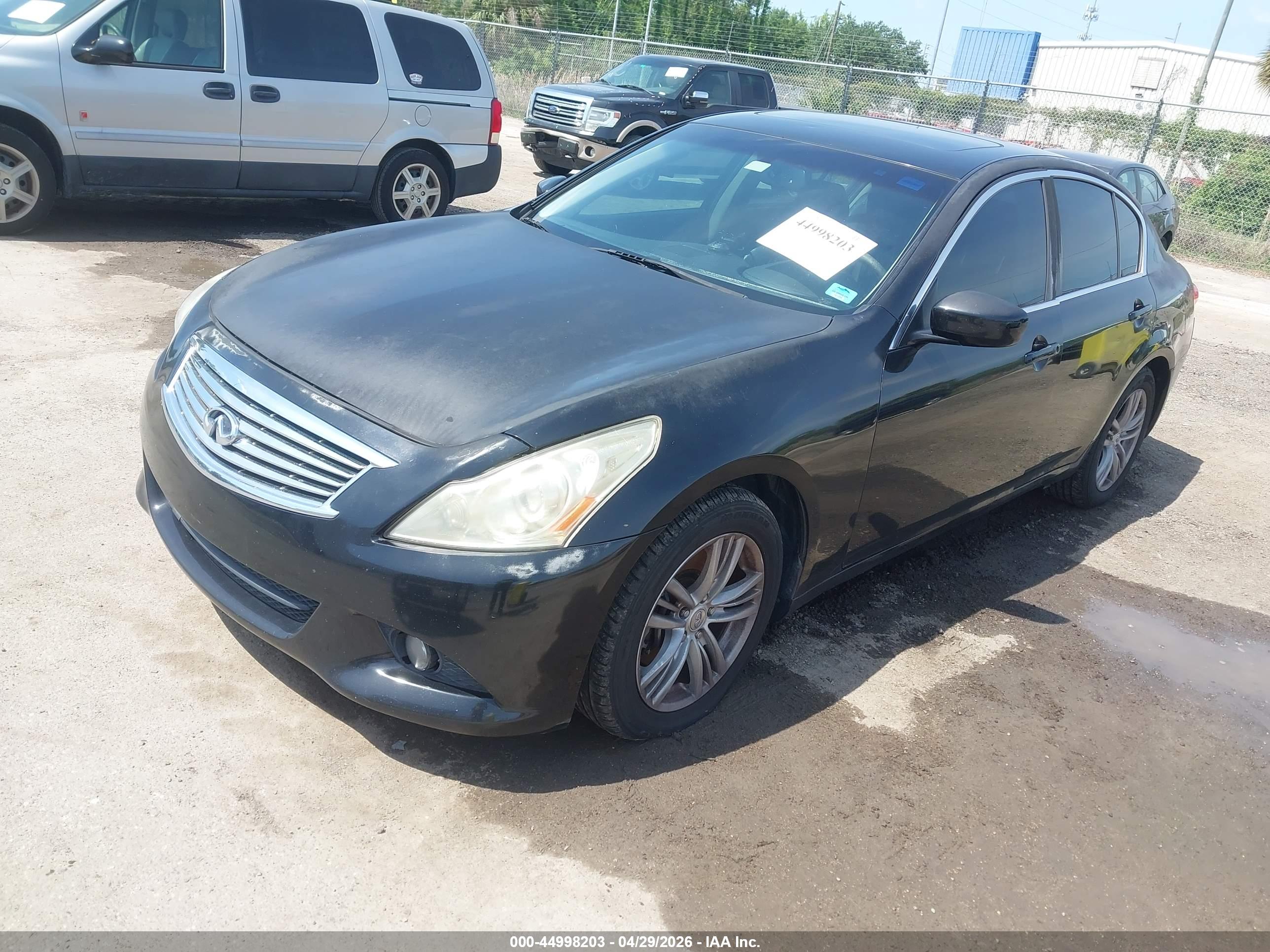 INFINITI G37X image 2