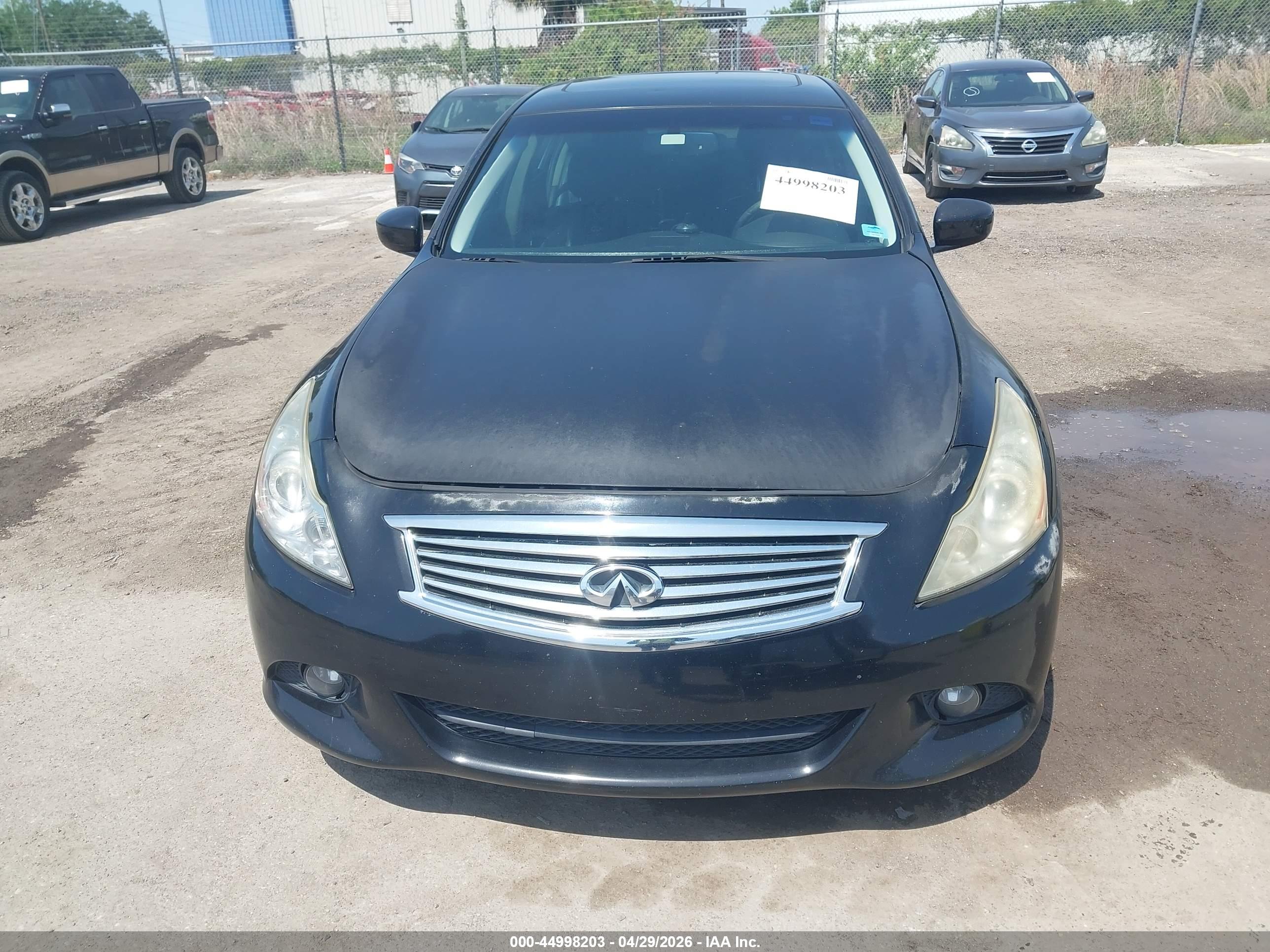 INFINITI G37X image 6