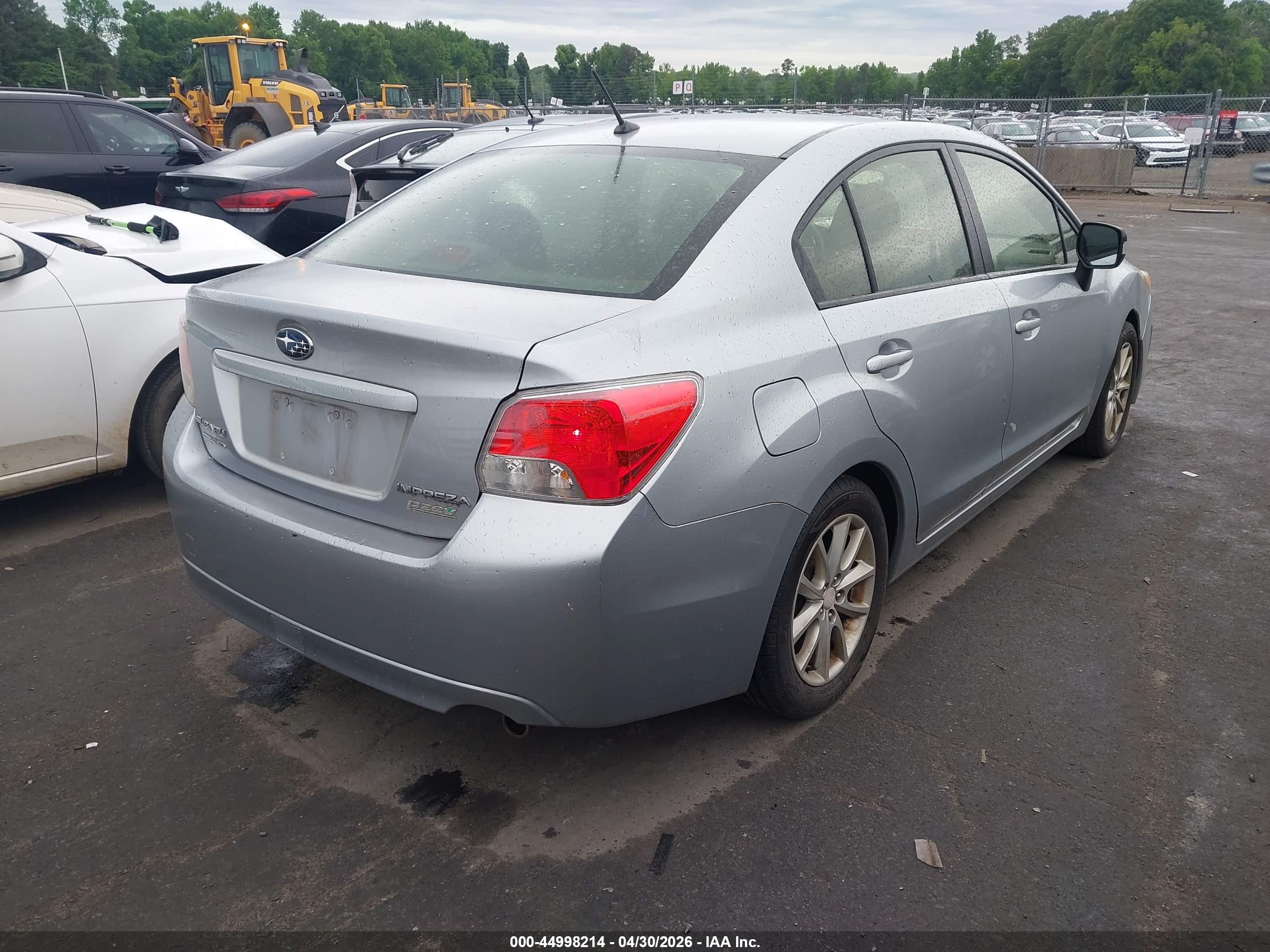 SUBARU IMPREZA image 4