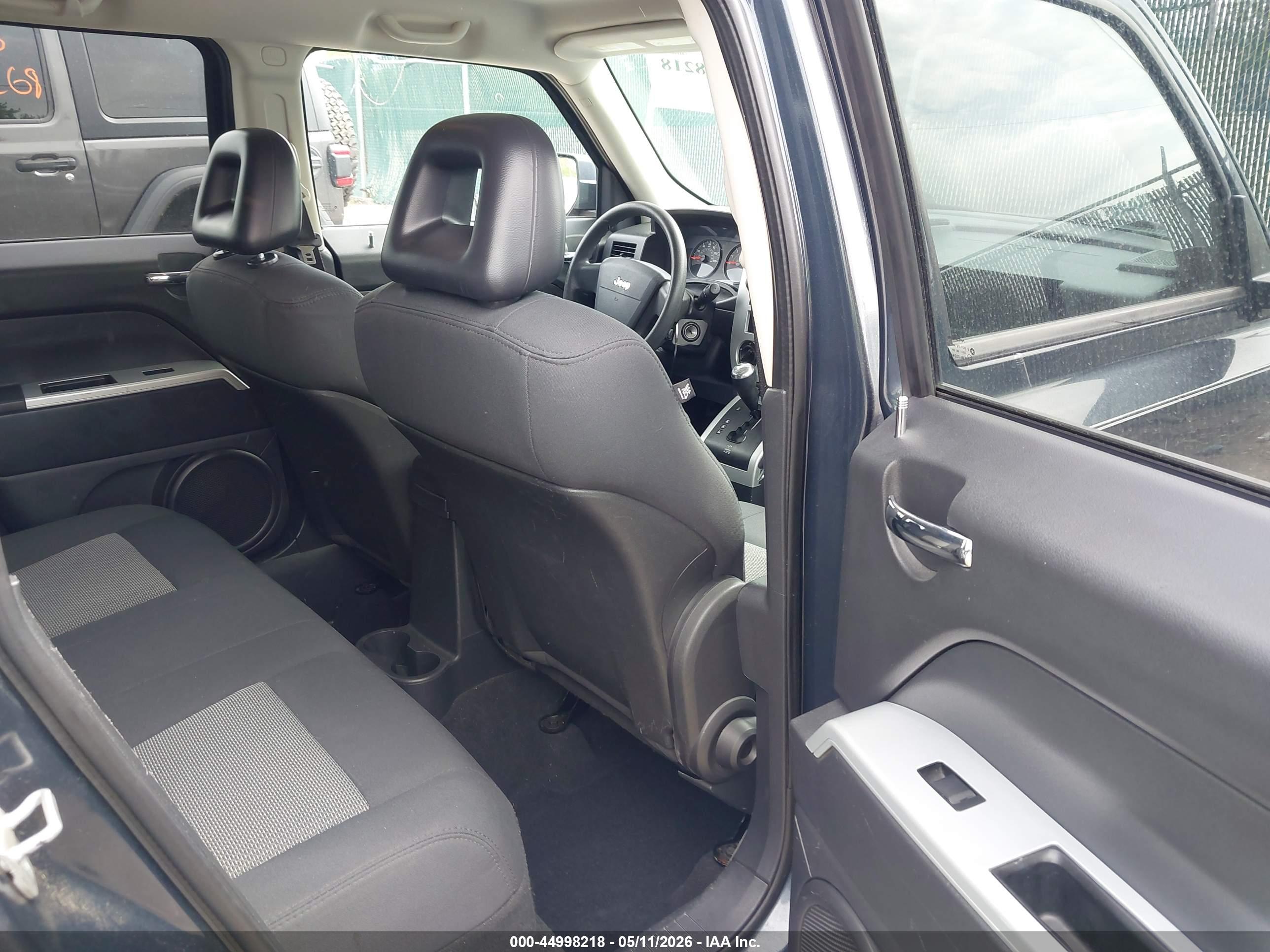JEEP PATRIOT image 8